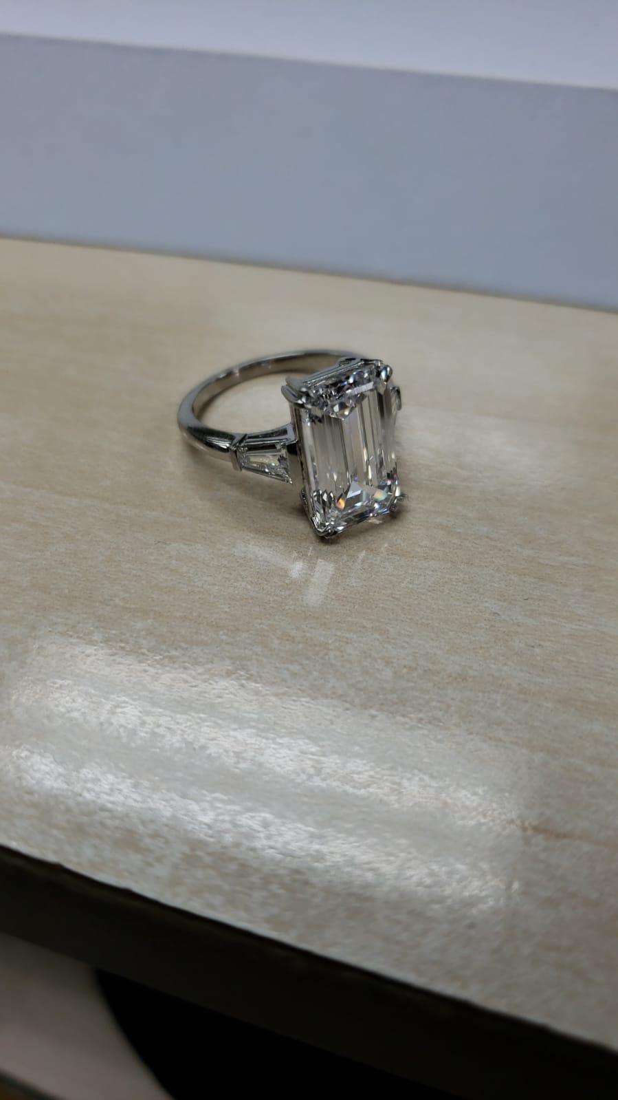 Modern Type IIA Golconda D Color GIA Certifield 10 Carat Emerald Cut Diamond Ring For Sale