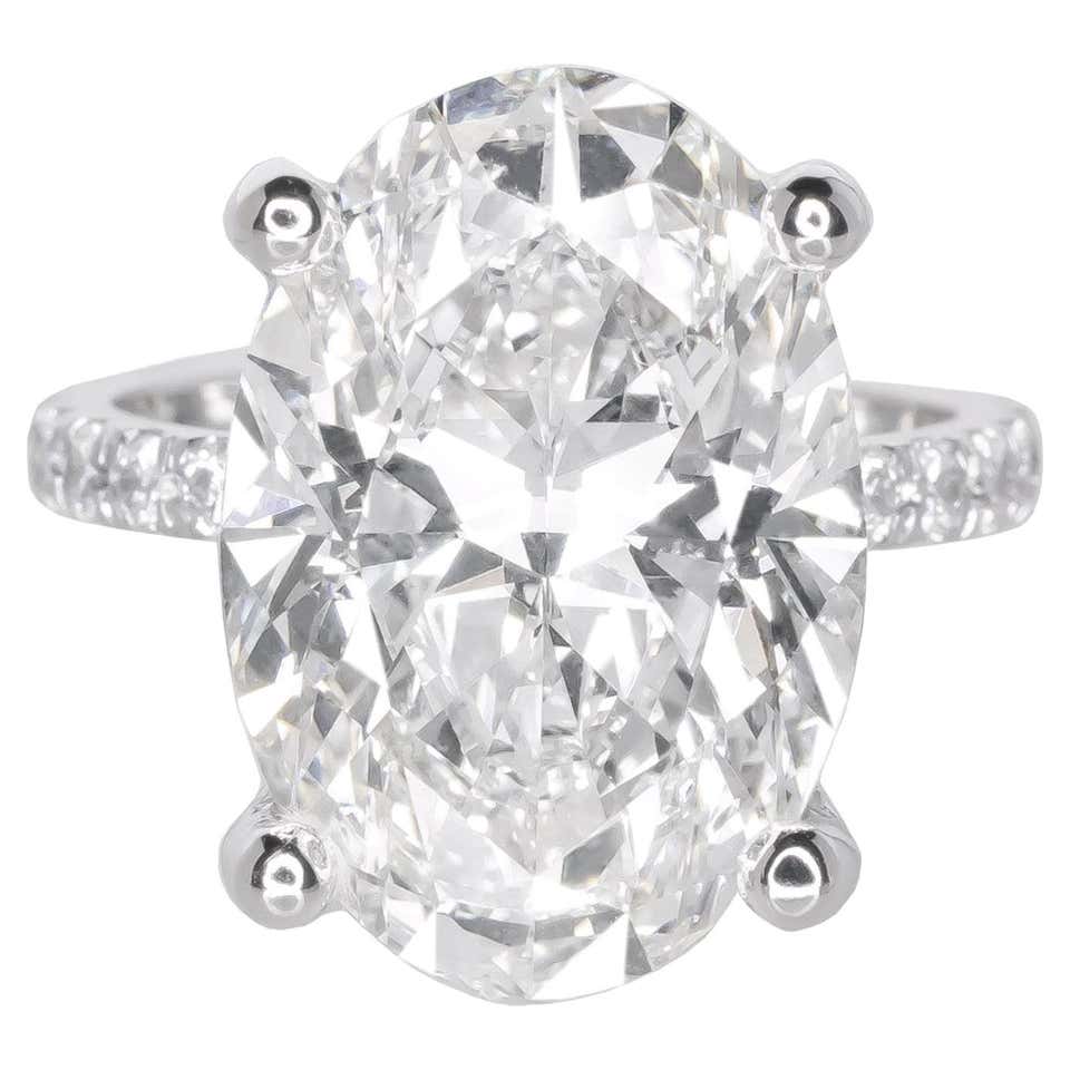A Type Ringe Highly Important 43.19 Carat D Flawless Type II A Oval Diamond Ring at ...