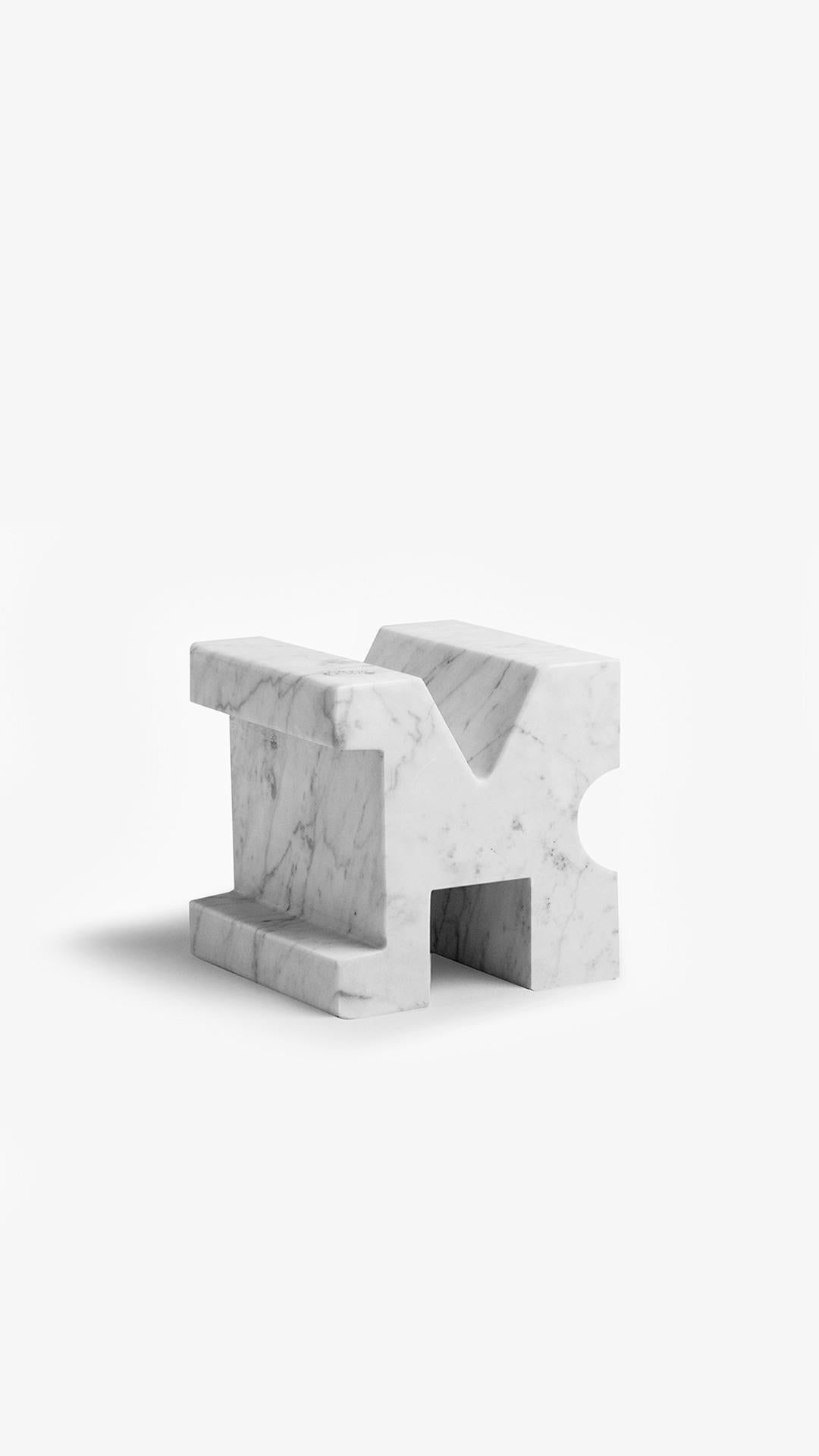 Type Spaghetti meter by Studio Lievito
Dimensions: D10 x W10 x H10 cm
Materials: Bianco Carrara marble.
Weight: 1.8 kg

Turning ordinary into extraordinary. By a simple turn, one block of Carrara marble becomes a measuring device for spaghetti
