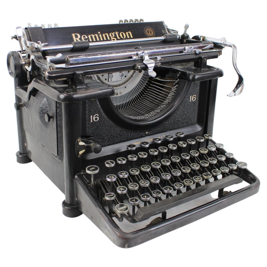 Typewriter, Manufacturer Remington: Zbrojovka Brno, circa 1935 For Sale