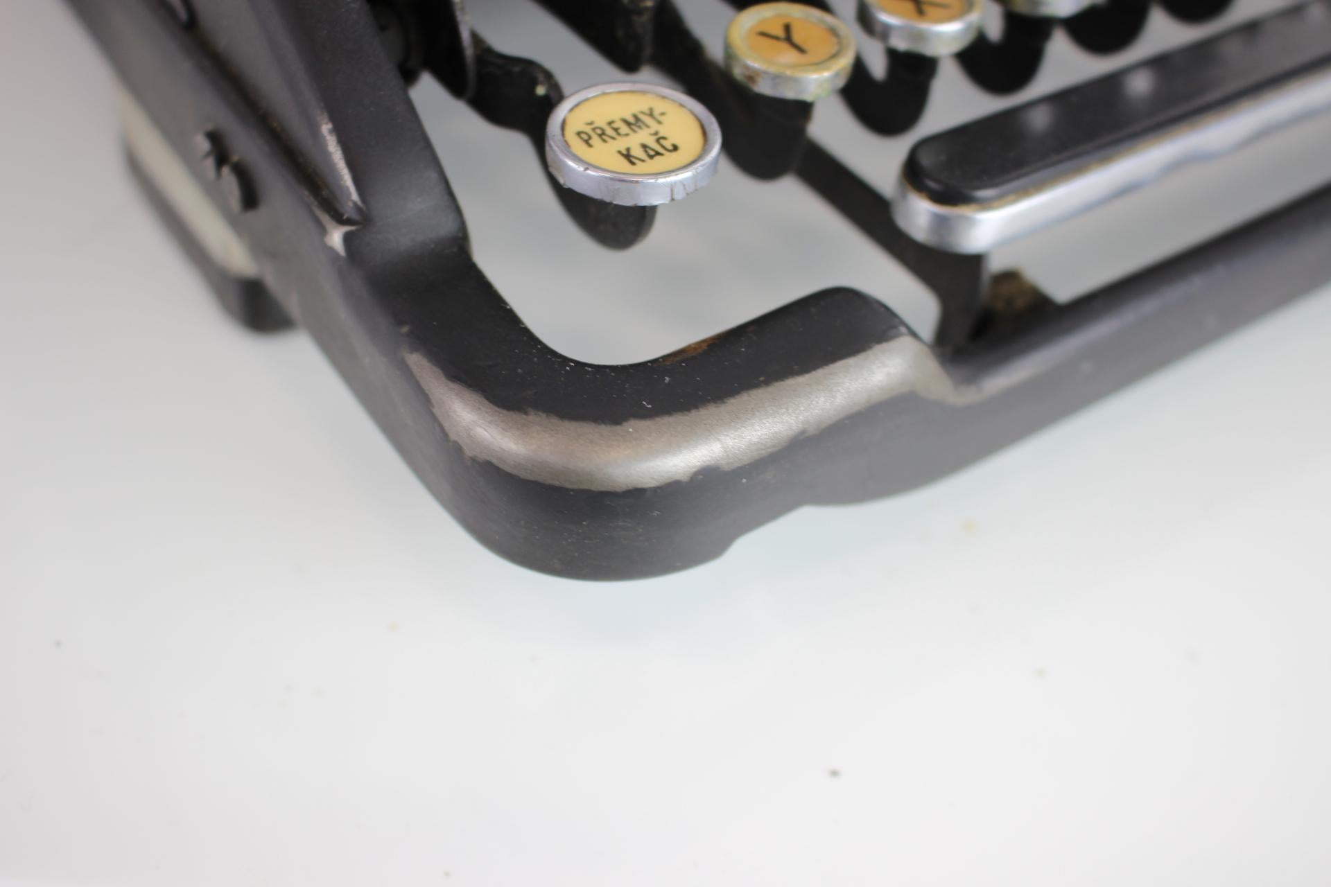 Schreibtischschreibtisch Olivetti „M44“, Ostdeutschland, 1947 im Angebot 5