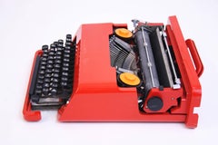 Typewriter Olivetti Valentine Iconic Design by Ettore Sottsass, Italy, 1970s