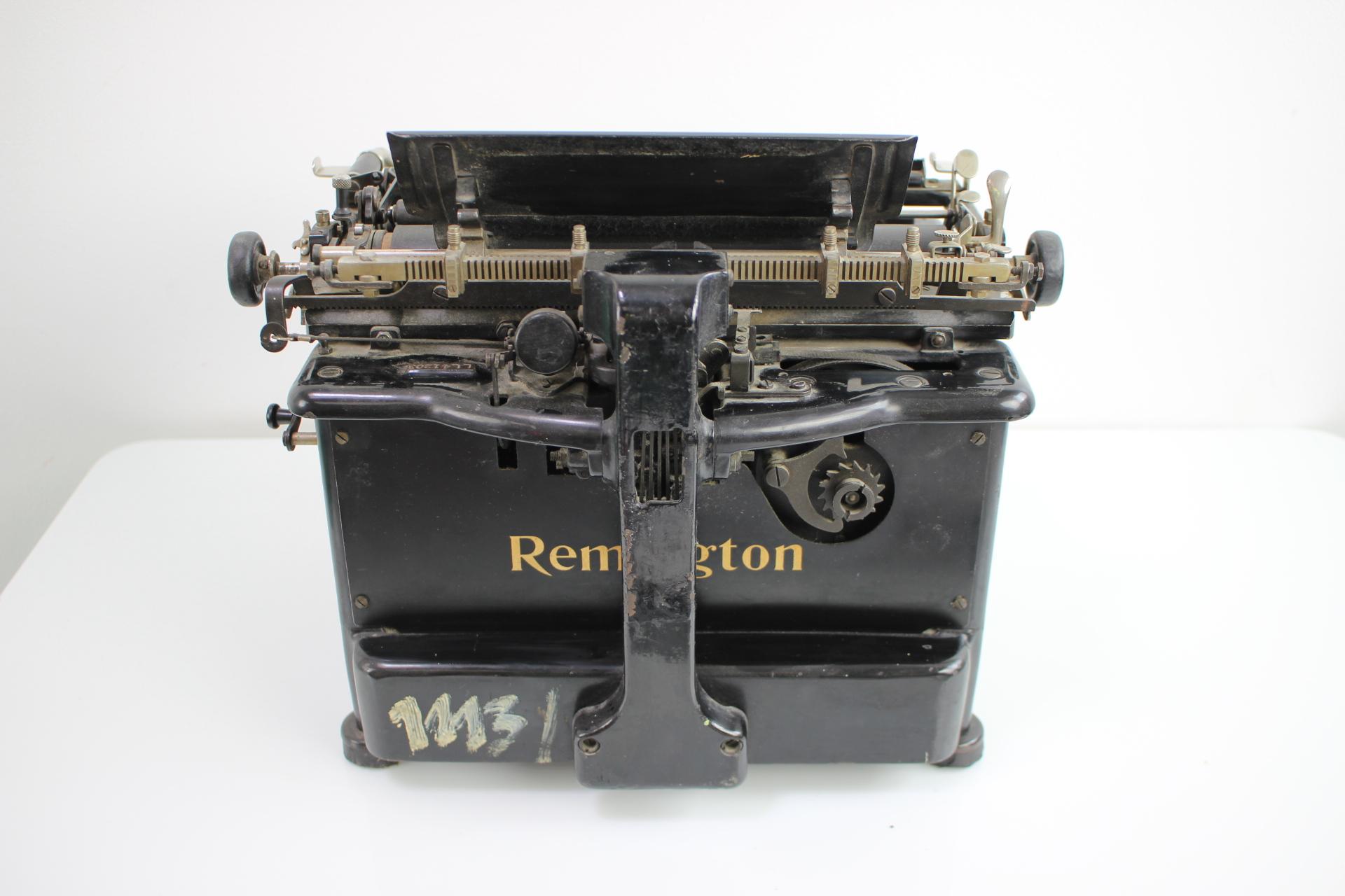 remington standard typewriter