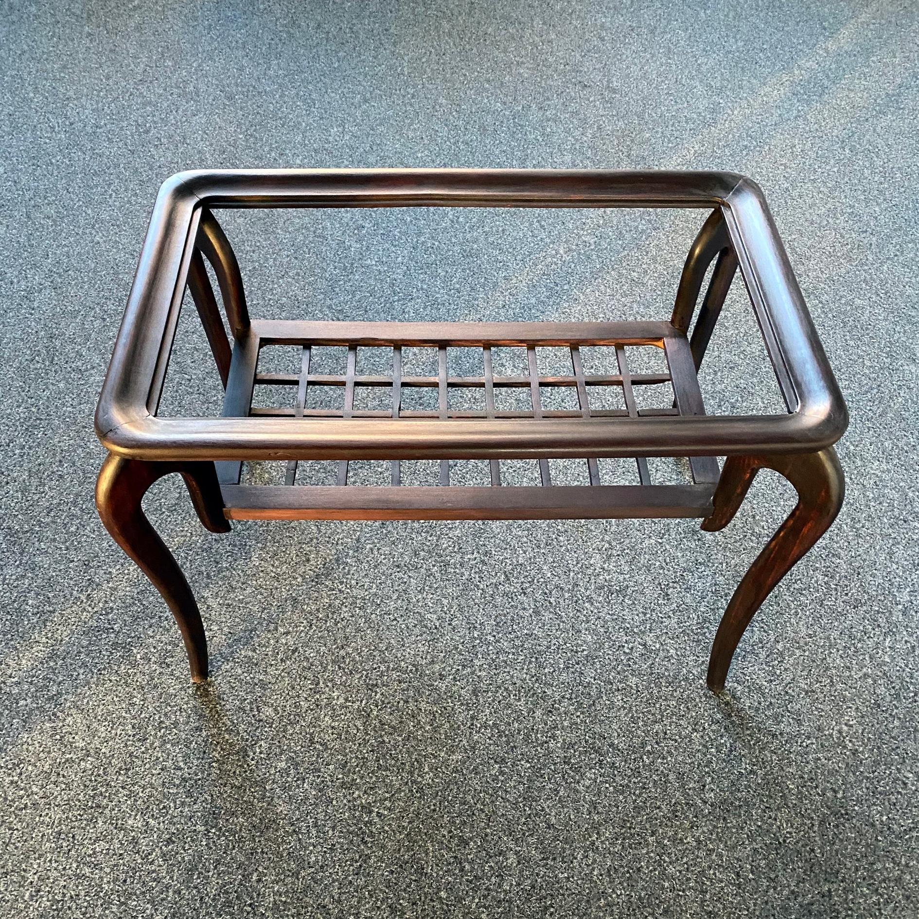 Typical Midcentury Paolo Buffa Style Occasional or Side Table, Italy, 1950s In Good Condition For Sale In BUDAPEST, HU