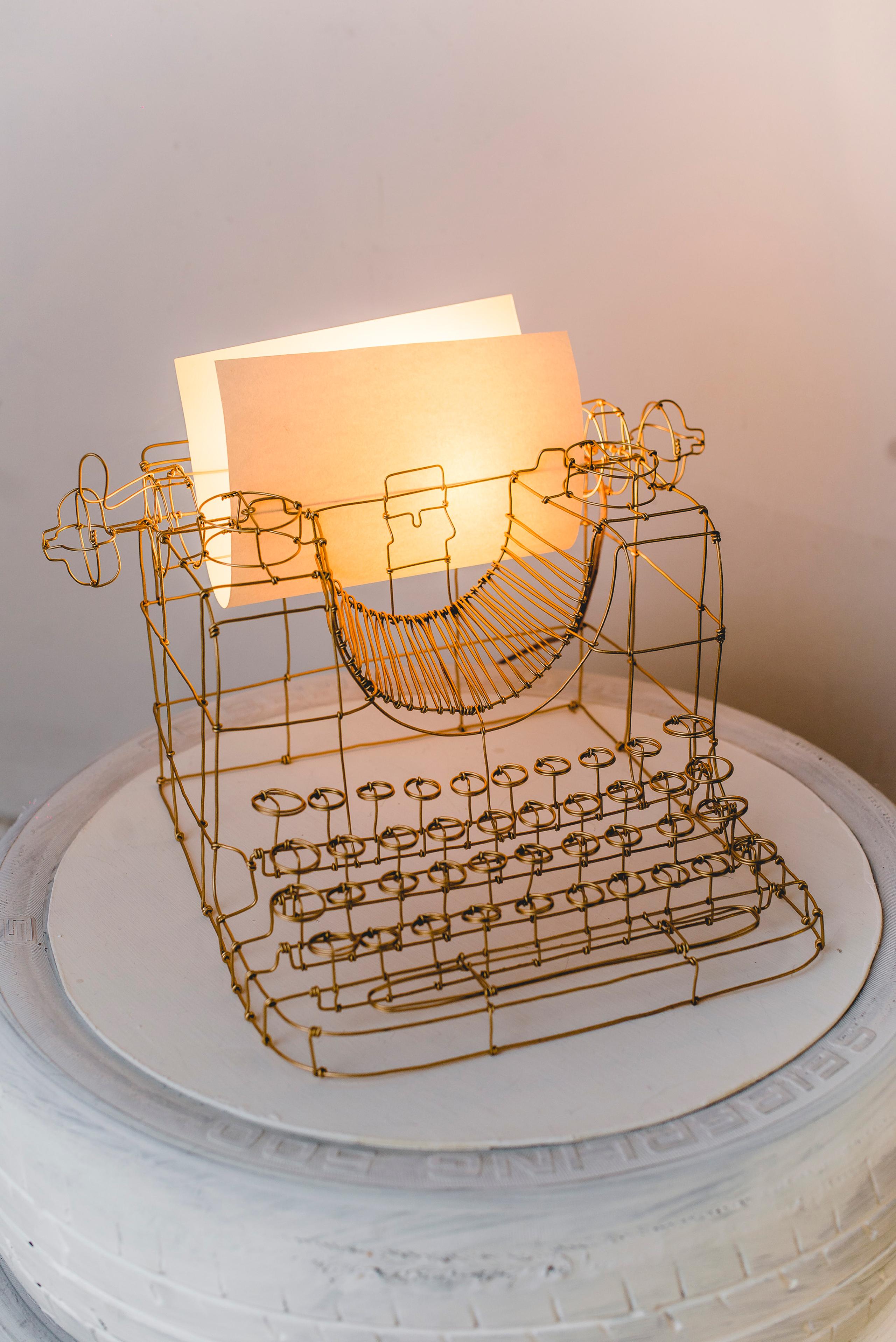 Schreibmaschine im Angebot 4