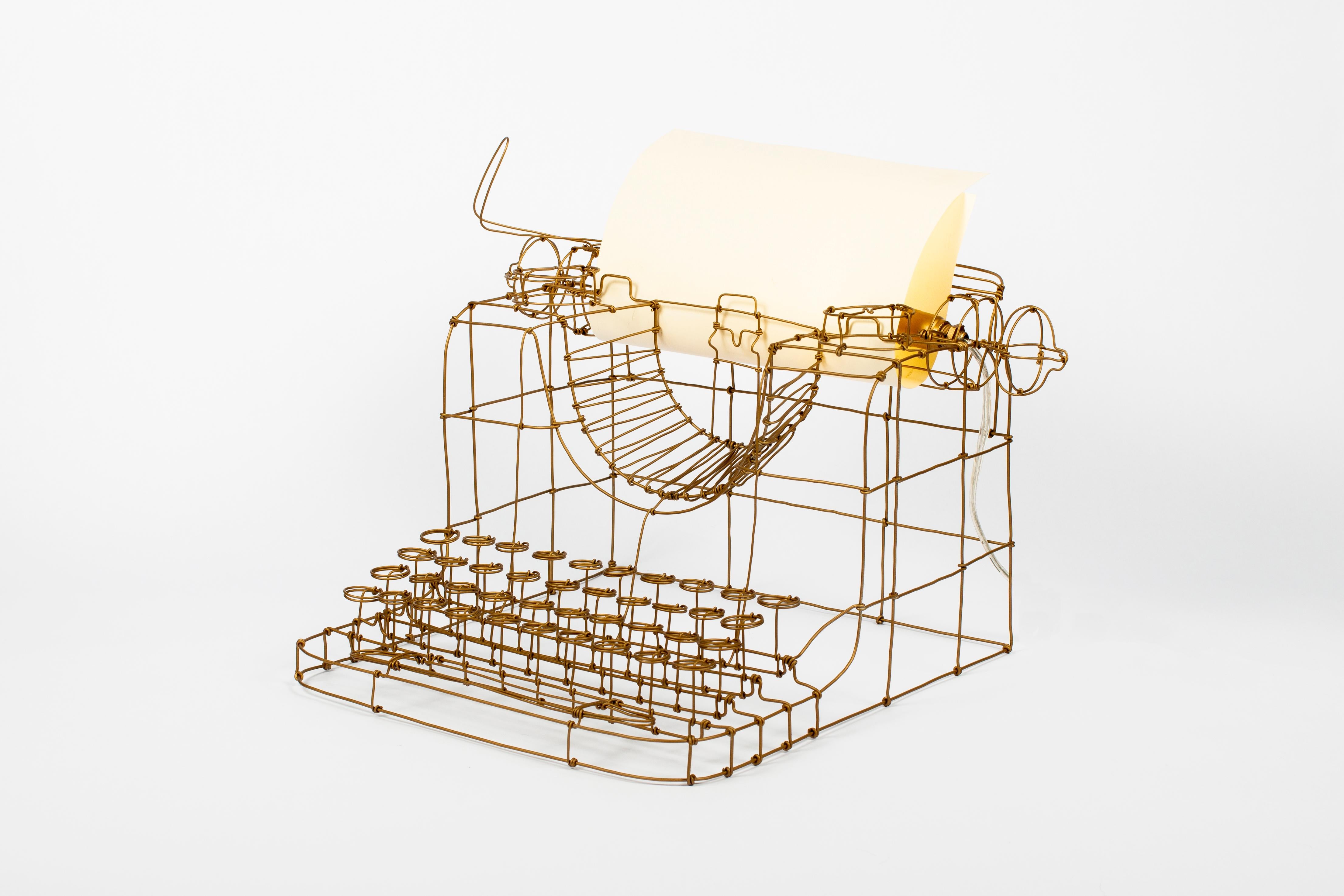 Schreibmaschine (Stahl) im Angebot