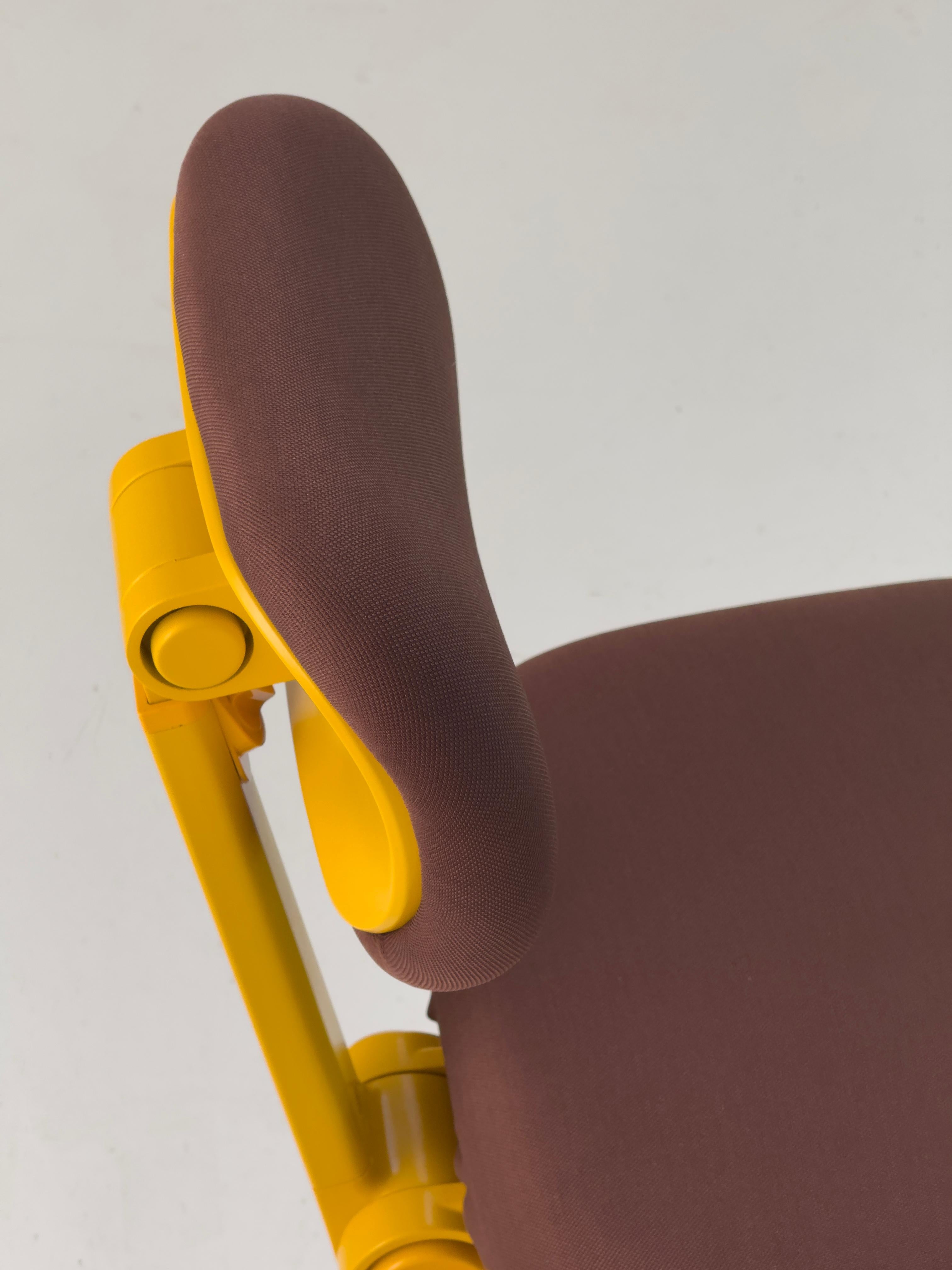 Typist Chair Synthesis 45 Entworfen von Ettore Sottsass für Olivetti, Italien, 1970er Jahre im Angebot 1
