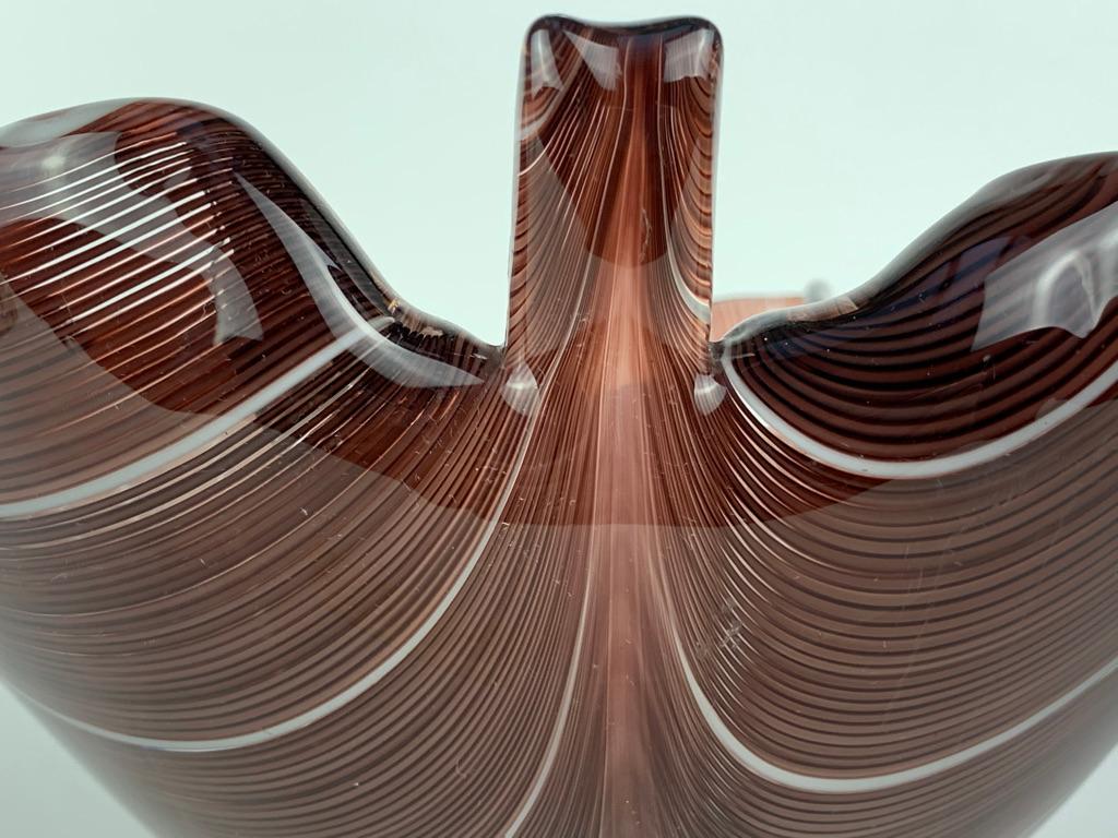 Tyra Lundgren for Venini Murano Mid Century Blown Glass Bowl Big Leaf For Sale 8