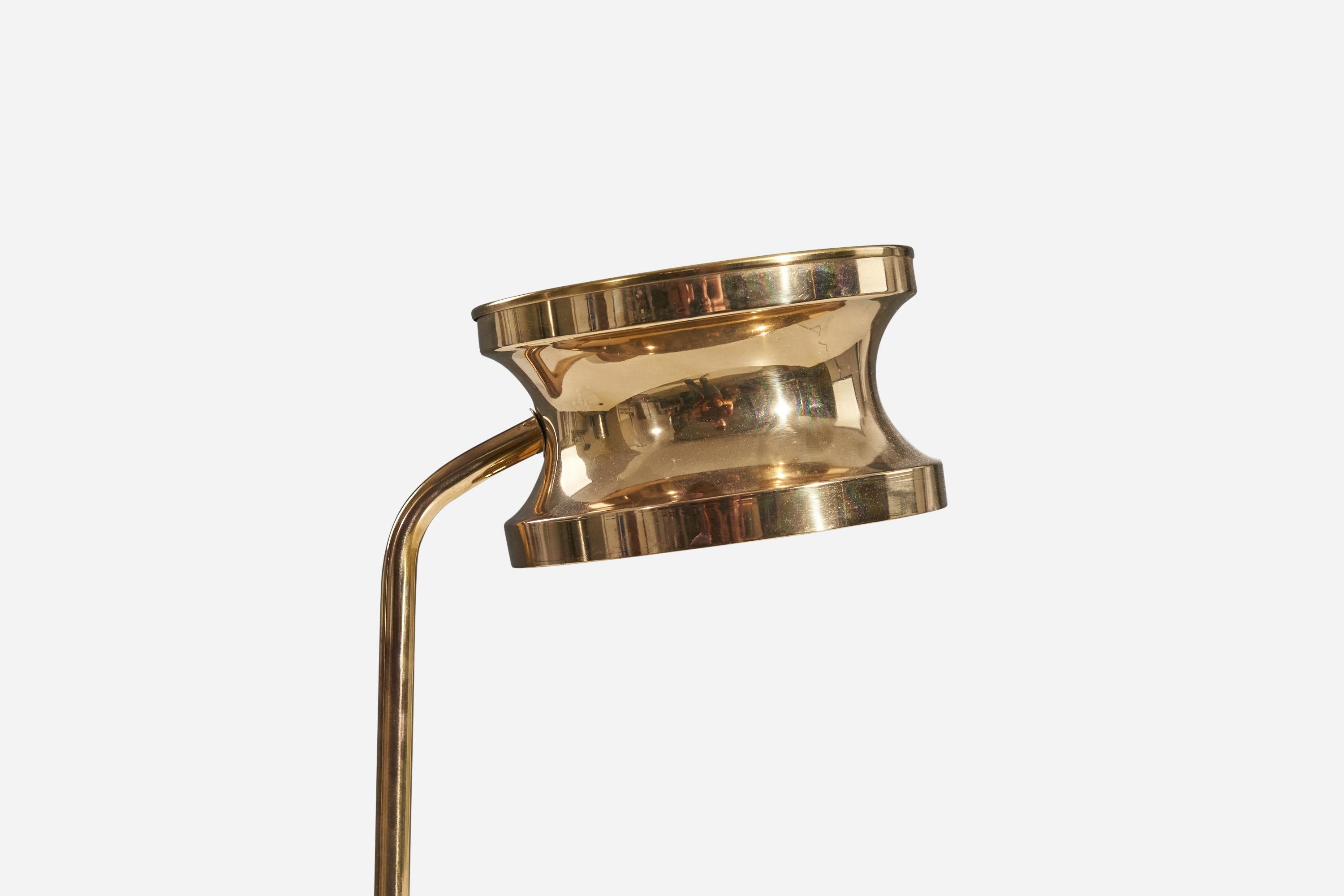 Tyringe Konsthantverk, Table Lamp, Brass, Sweden, 1970s In Good Condition For Sale In High Point, NC