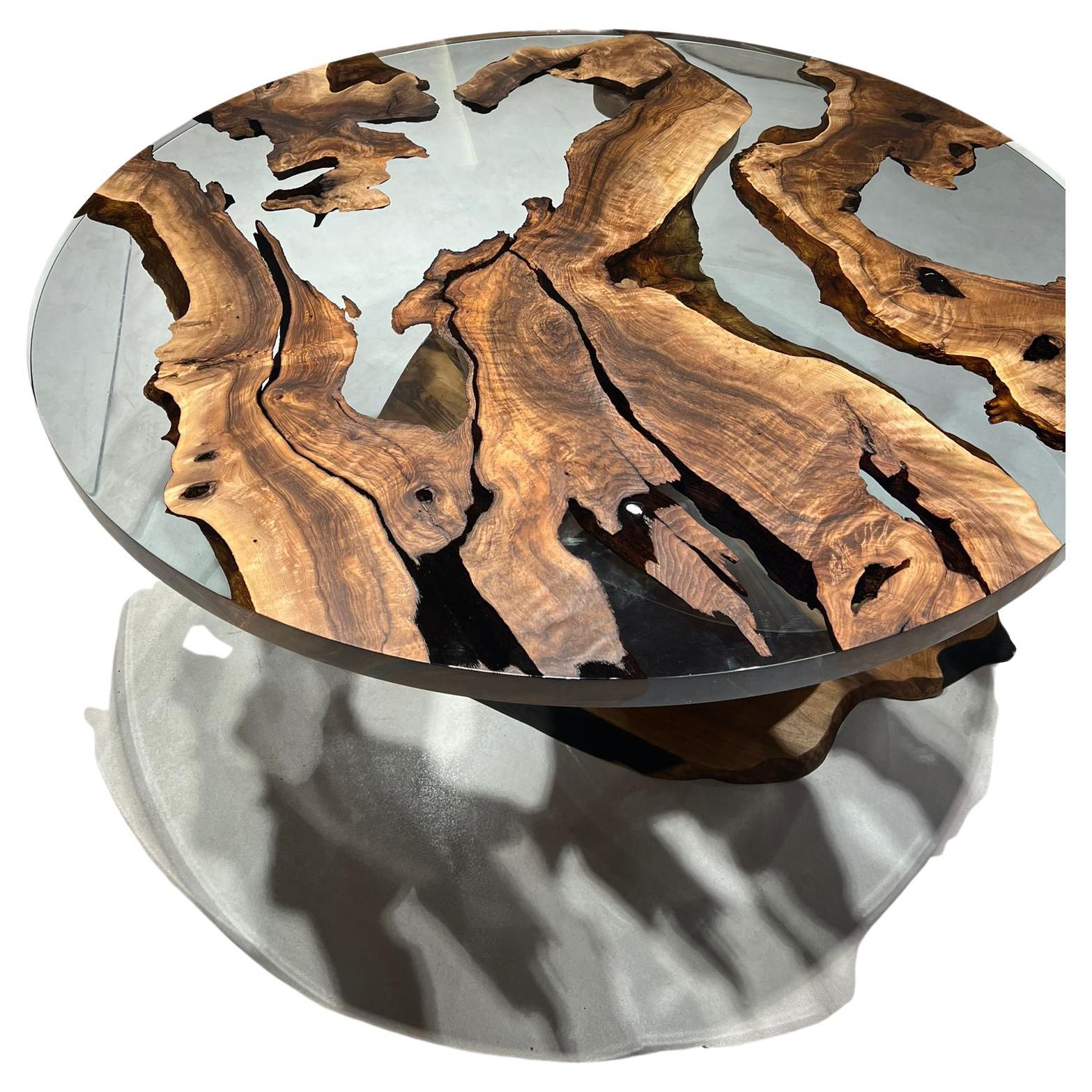 Tywin Round Dining Table: Swirl Walnut Wood, Crystal Clear Resin Epoxy For Sale