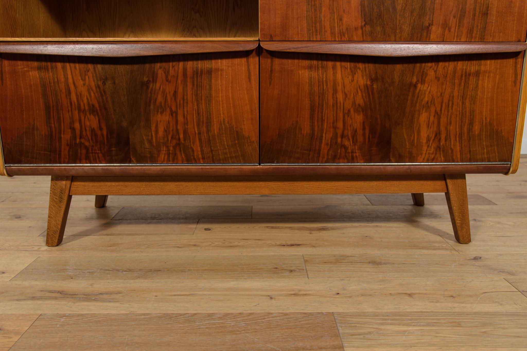 U-372/386 Sideboard by Hubert Nepožitek & Bohumil Landsman from Jitona. For Sale 4