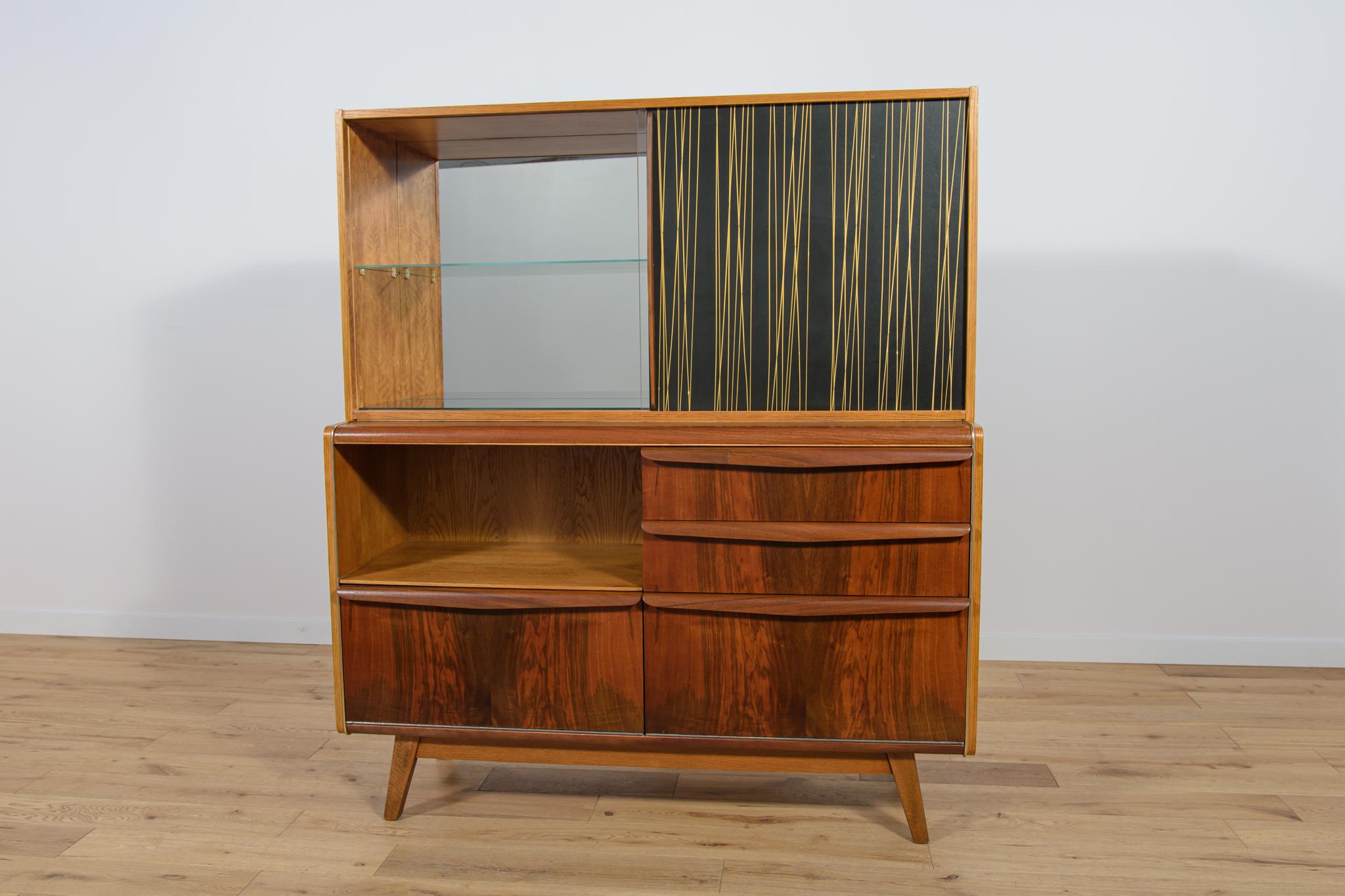 Mid-Century Modern U-372/386 Sideboard by Hubert Nepožitek & Bohumil Landsman from Jitona. For Sale