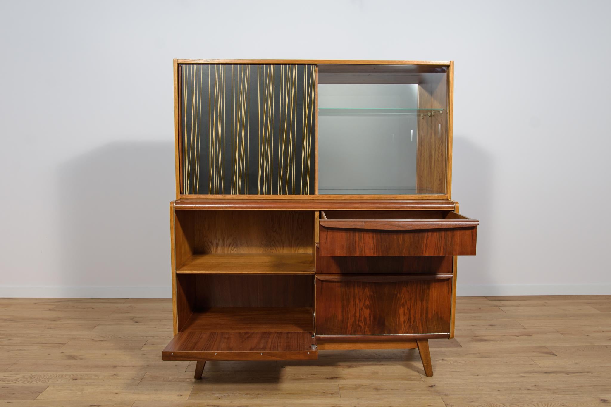 U-372/386 Sideboard by Hubert Nepožitek & Bohumil Landsman from Jitona. For Sale 1