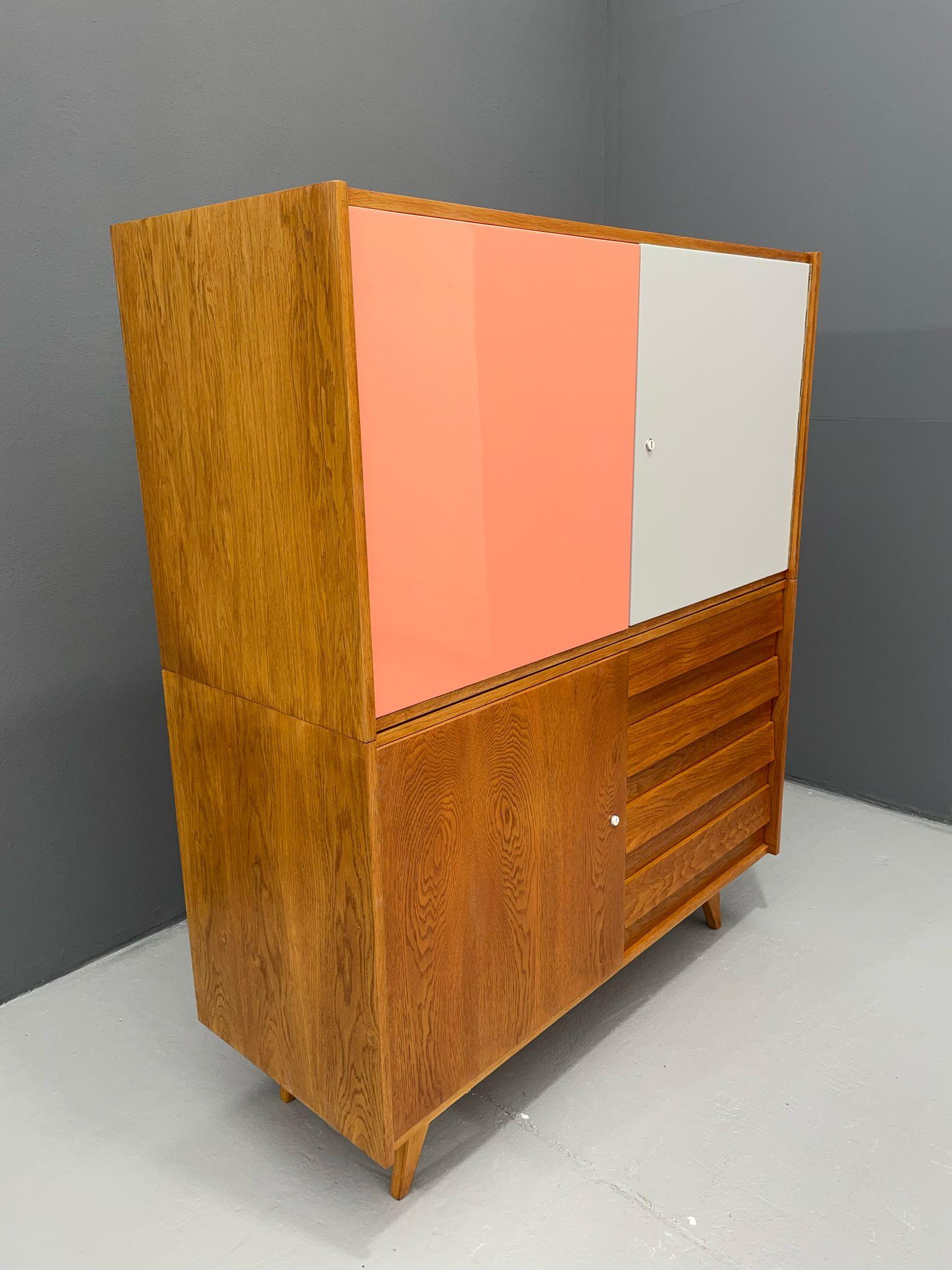 Art Deco U-450 Cabinet in Oak by Jiří Jiroutek for Interiér Praha, Czechoslovakia, 1960s For Sale