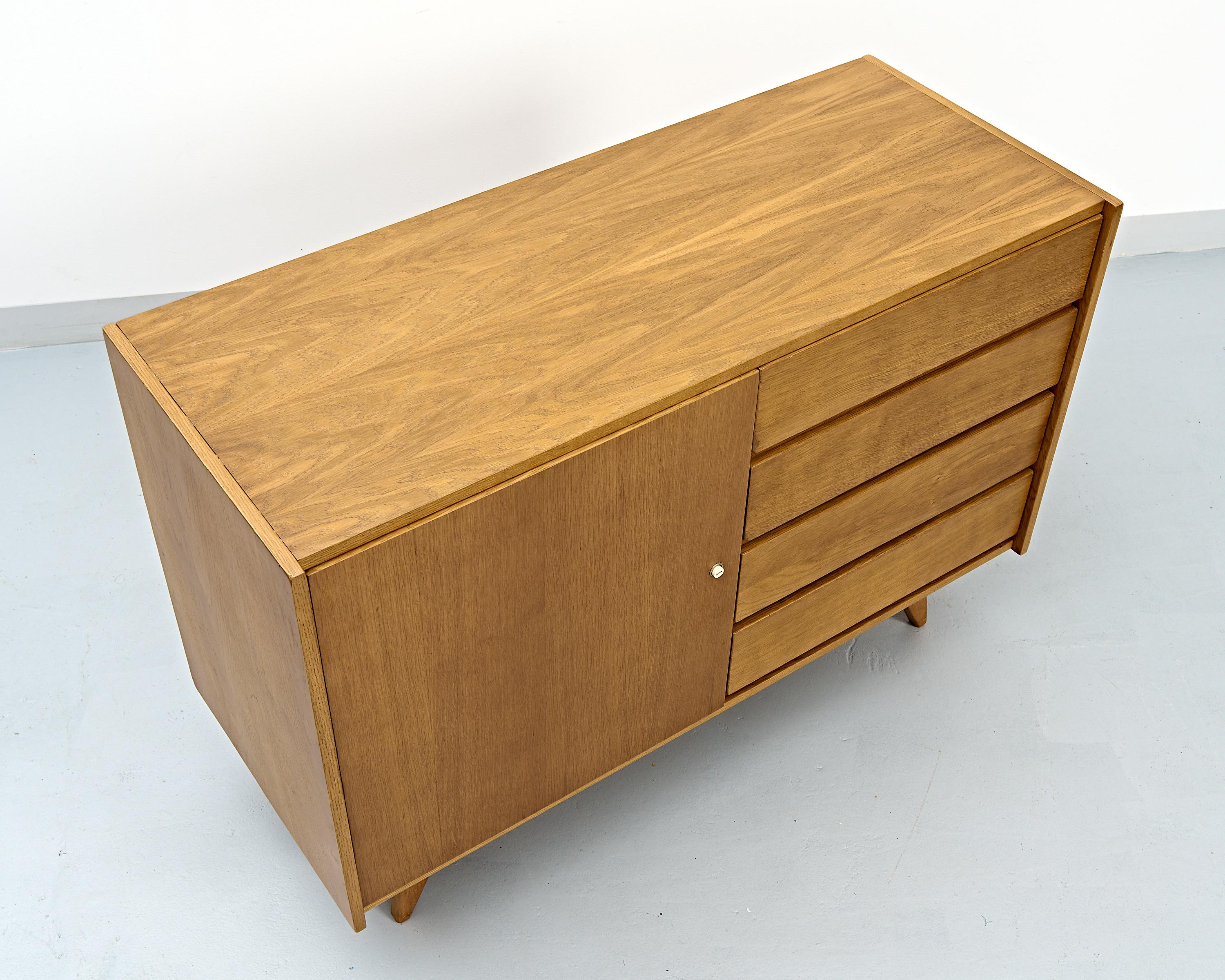 U-458 Sideboard by Jiri Jiroutek for Interior Prague, 1960s For Sale 11