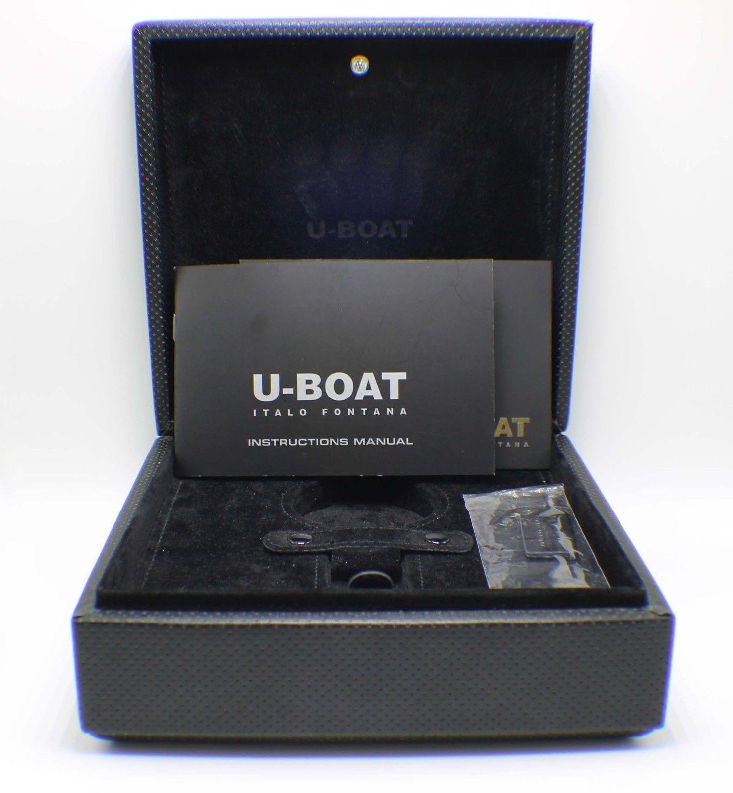 Boîte et papier en acier PVD noir et or 18 carats 45 carats avec couronne dorée Classique U-Boat en vente 3
