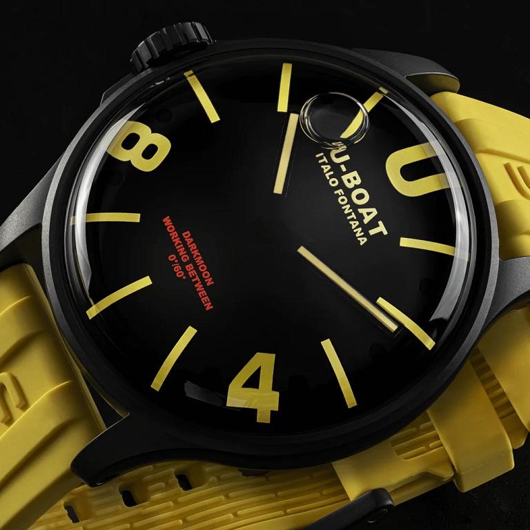 U-Boat Darkmoon 44mm Black Dial Yellow Rubber Strap Stainless Steel Watch 9522 In New Condition For Sale In Wilmington, DE