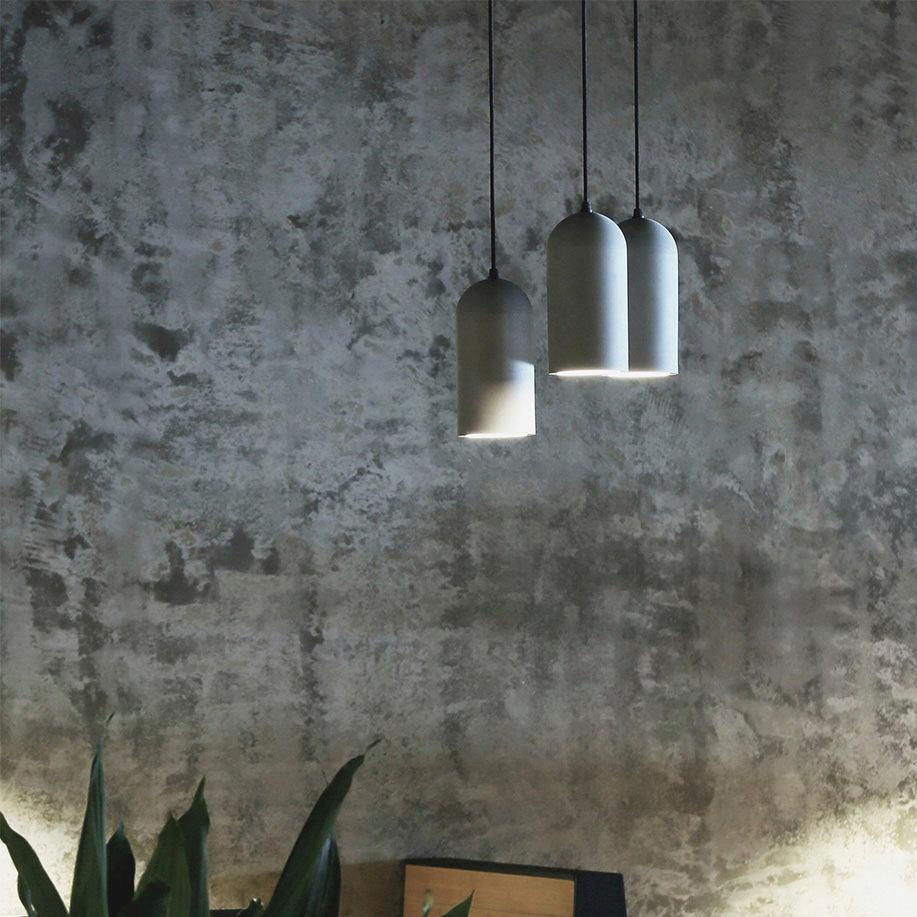 Industriel Lampe à suspension en béton U de Bentu Design en vente