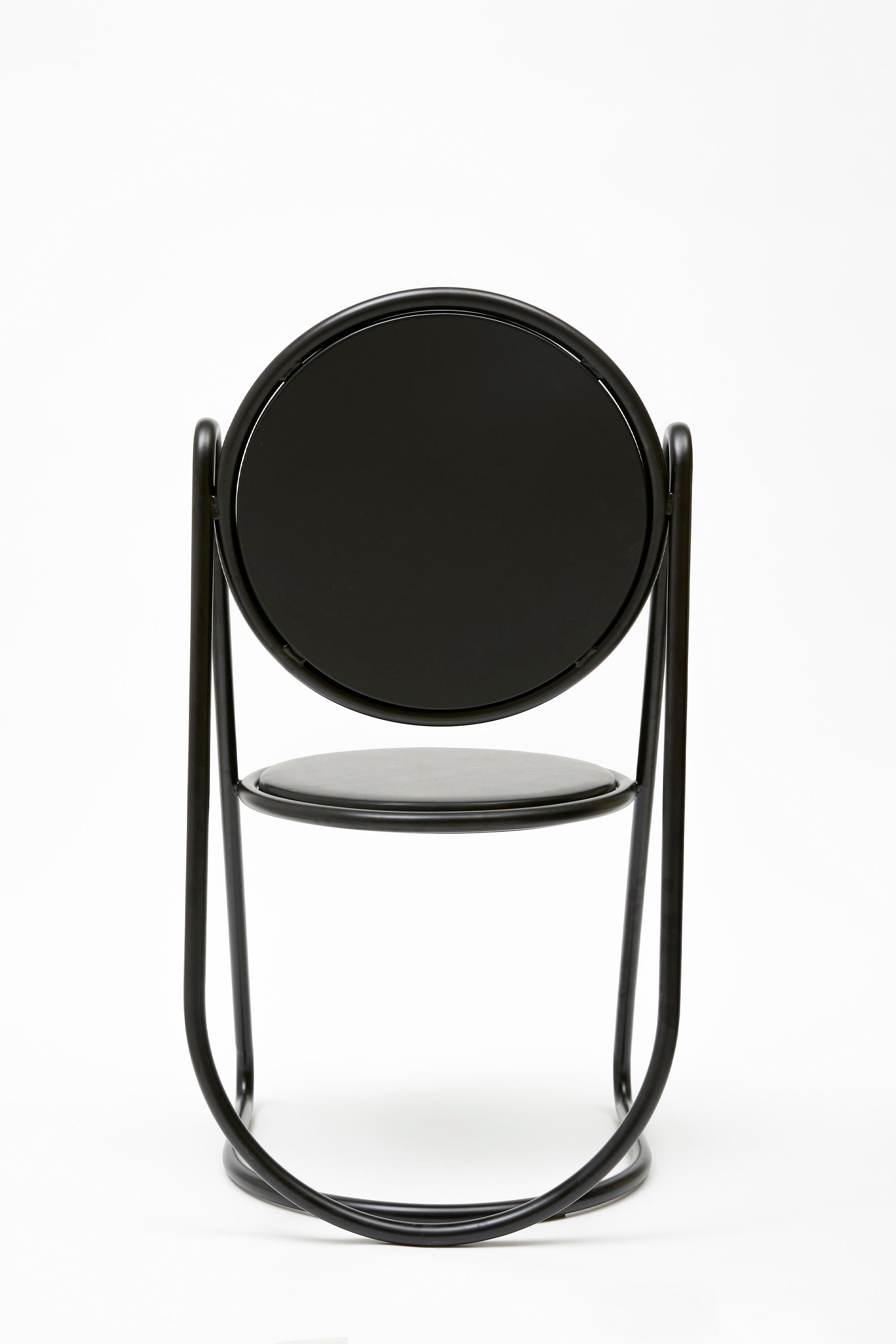 Italian U-Disk Chair, All Black For Sale