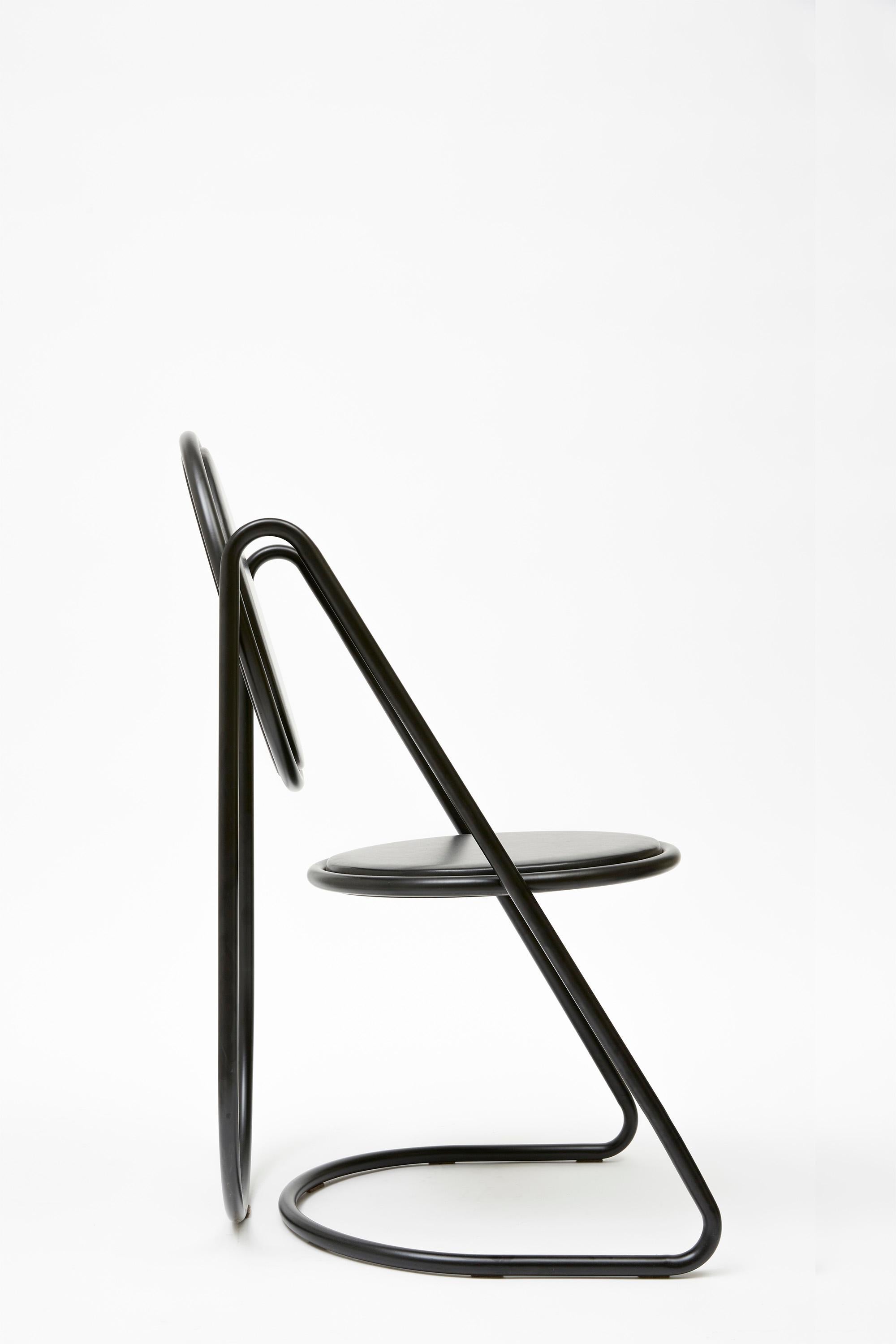 U-Disk Chair, All Black In New Condition For Sale In Milano, IT