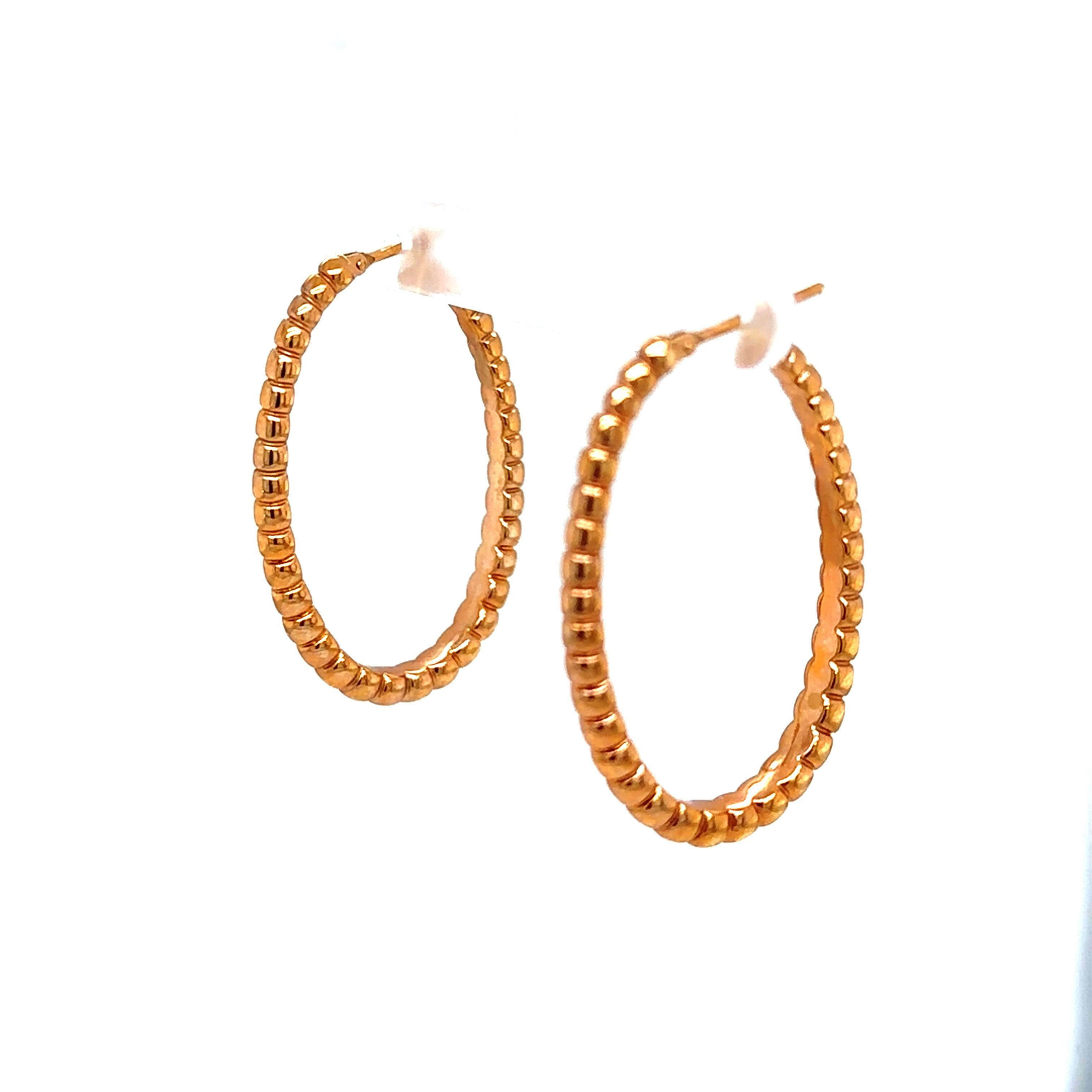 U Shape Fluted Hoop Earrings with Click Fitting in 18ct Rose Gold In New Condition For Sale In London, GB