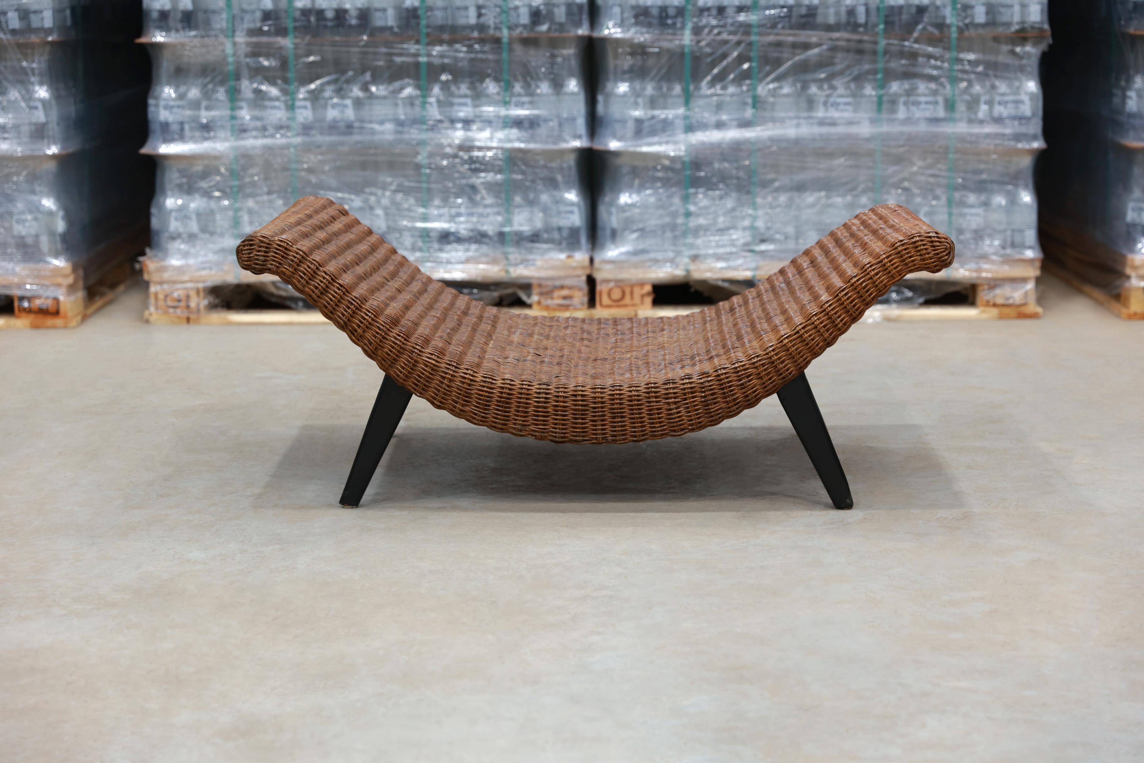 Available today this beautiful U-shaped Bench made in Hardwood and Wicker made in Brazil in the 1960s s nothing less than spectacular. 

This U-shaped bench was manufactured in the 1950s. The body of the bench is made of wicker and it is still