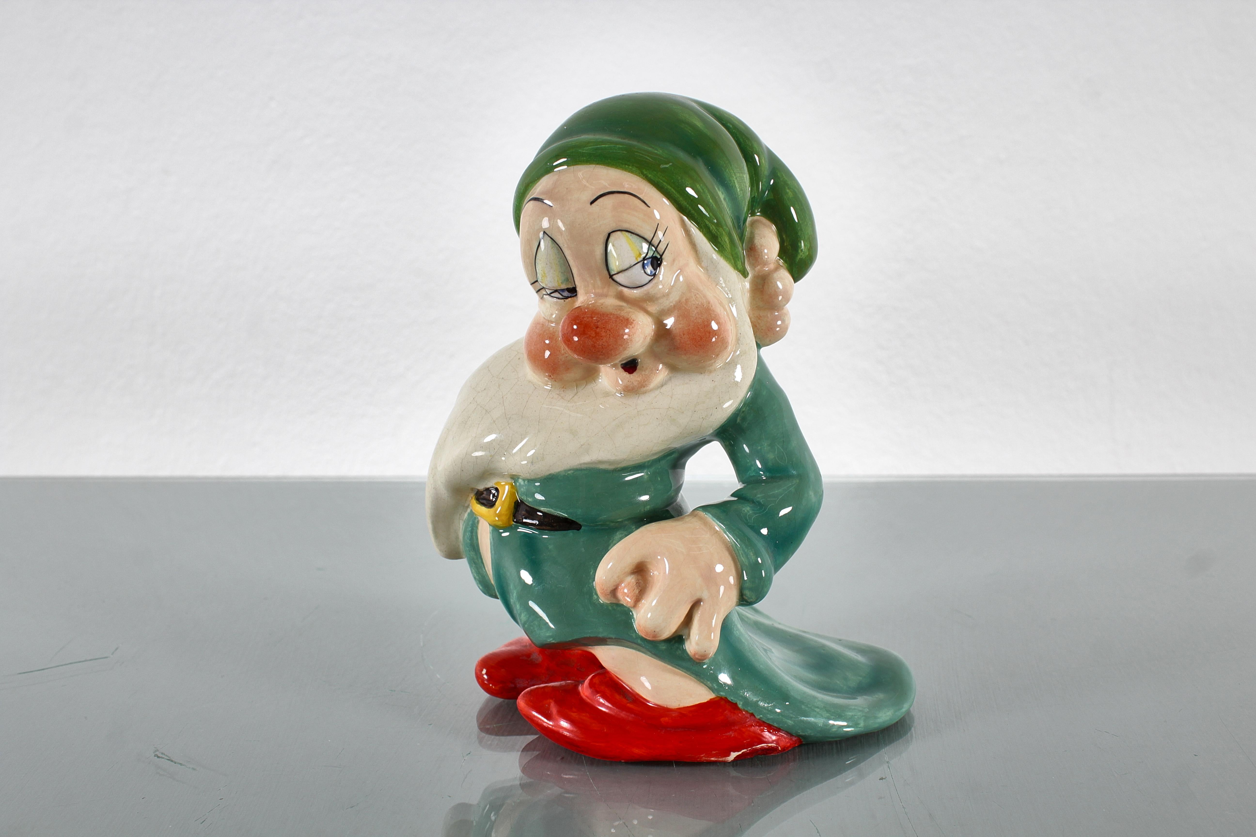 U. Zaccagnini for Walt Disney Sleepy Glazed Ceramic Sculpture 1940s Italy For Sale 1
