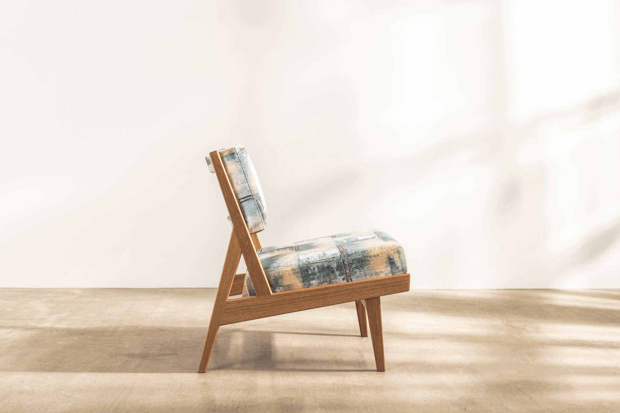 Jens Risom U431 Armless Chair in European Oak For Sale 1