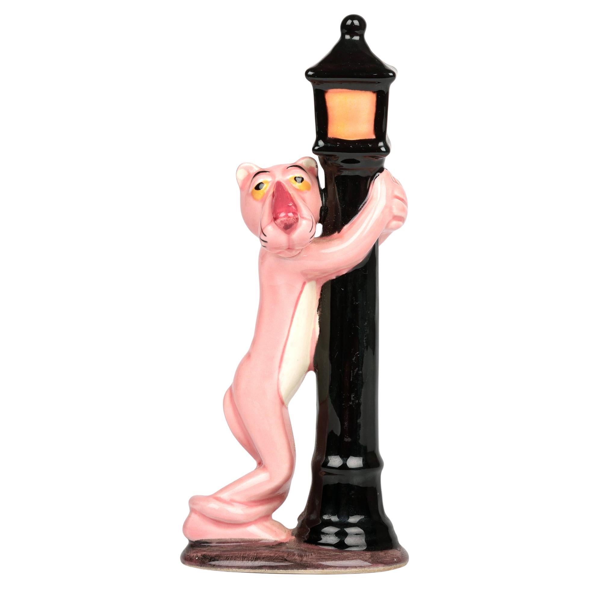 Figura UAC Geoffrey Vintage Pantera rosa abrazando una farola