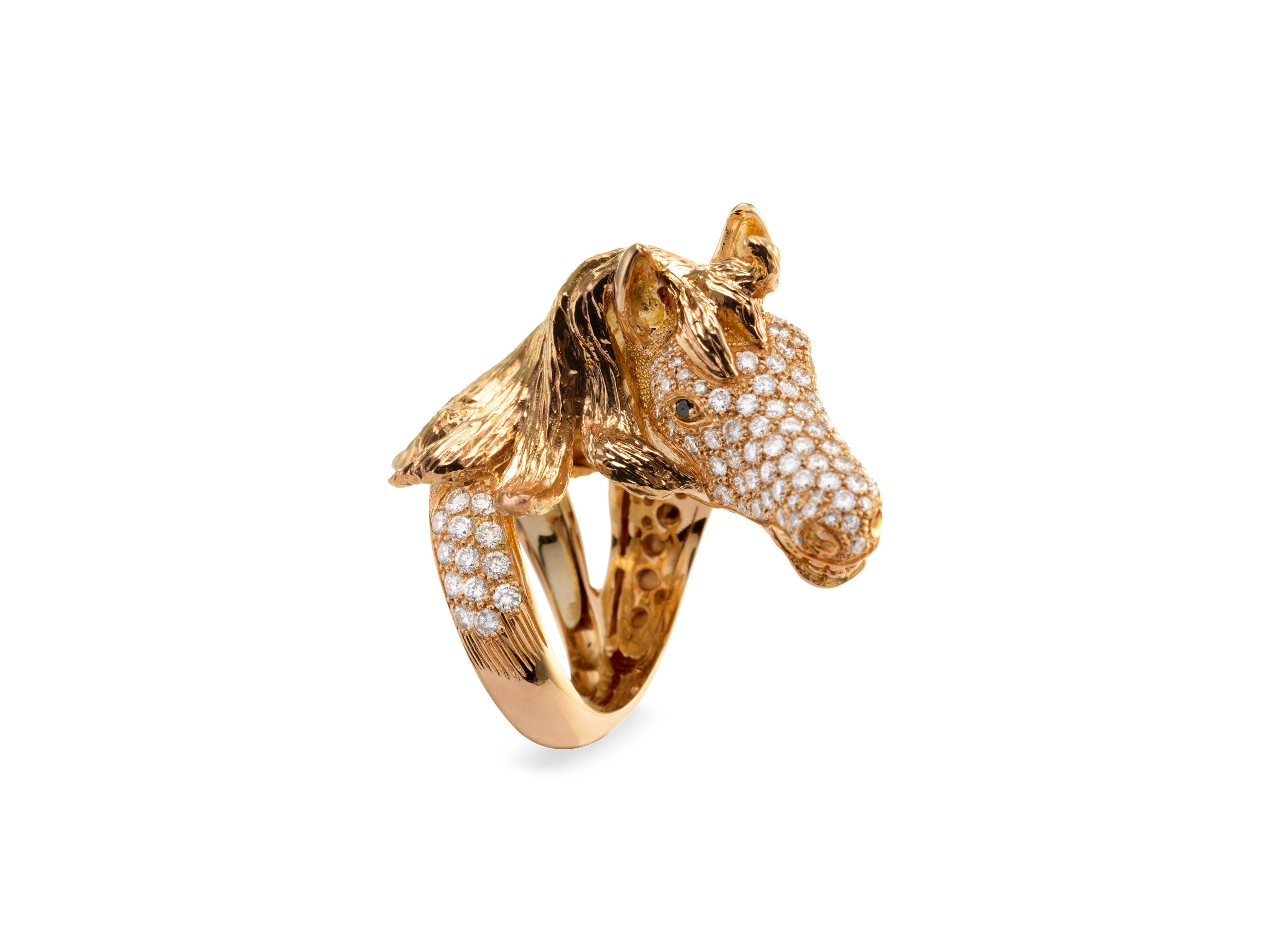 For Sale:  Ubaldi Gioielli 18 Karat Gold Equestrian Horse Diamonds Head Ring 2