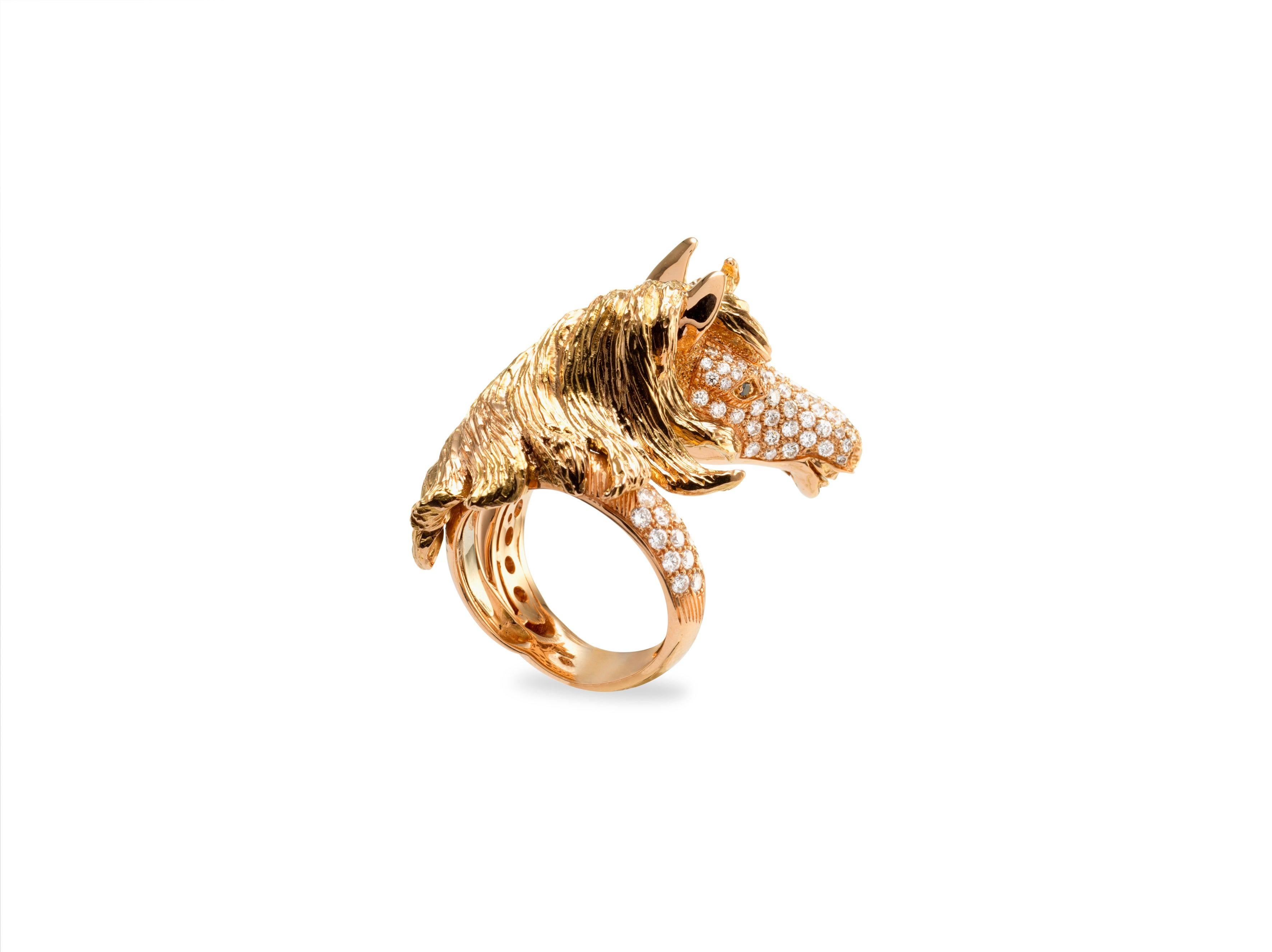 For Sale:  Ubaldi Gioielli 18 Karat Gold Equestrian Horse Diamonds Head Ring 4