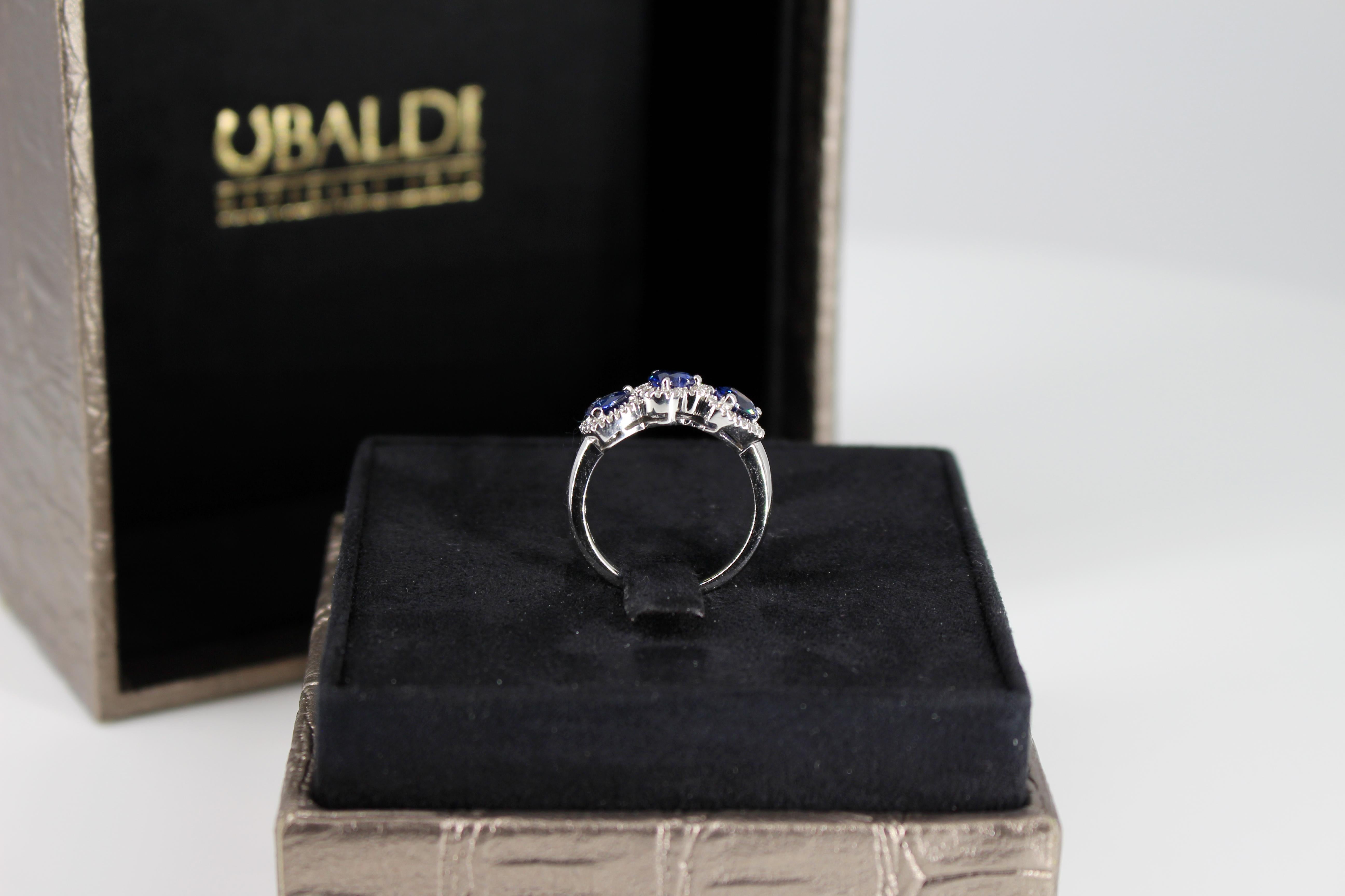Women's Ubaldi Gioielli Ring, Diamond and Three-Stone Sapphire Heart Shape 18 Karat Gold For Sale
