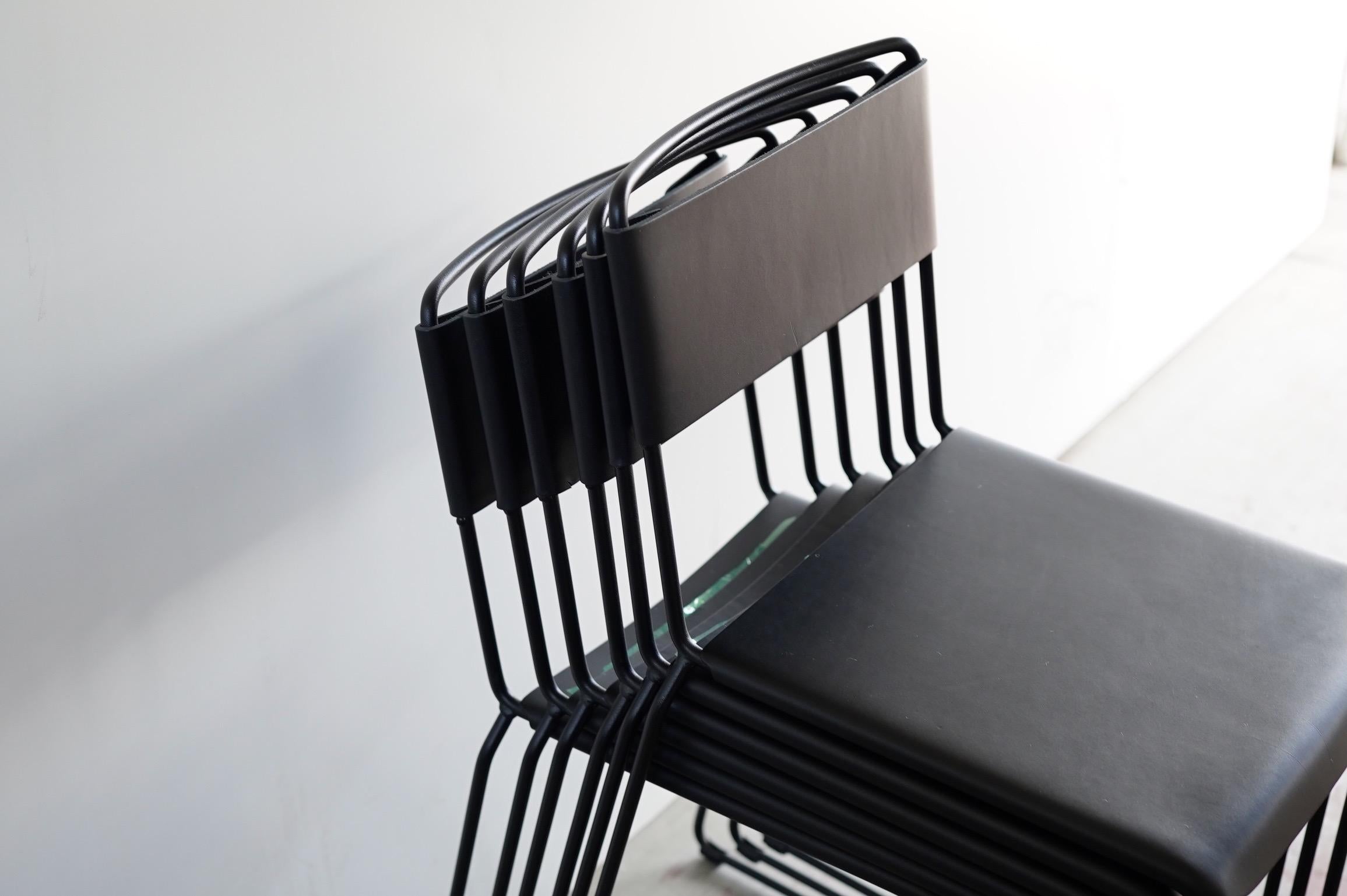 UCCIO-Stuhl mit schwarzem Power-Mantel, schwarzes Leder im Angebot 7