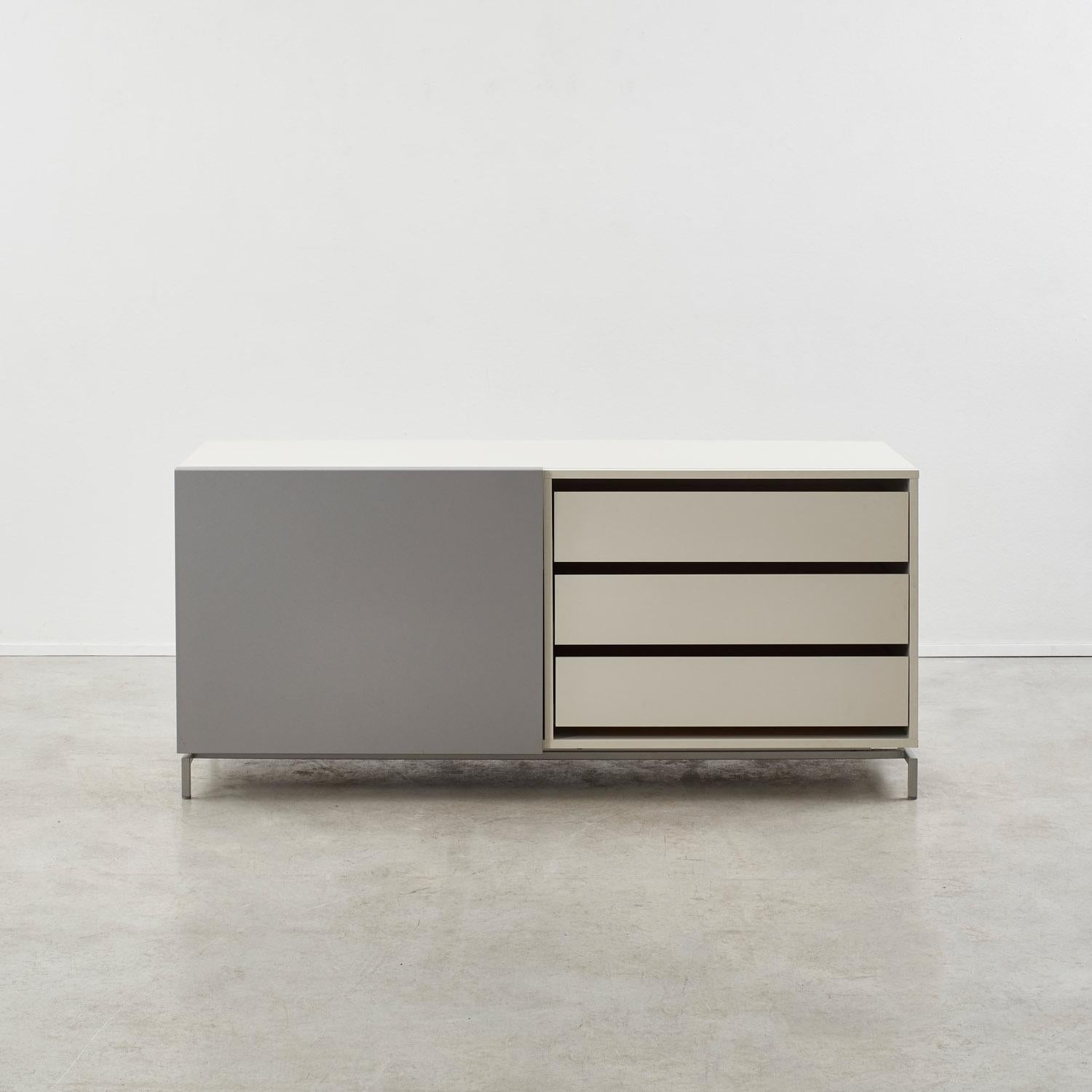 Uchida Shigeru 'Slide' sideboard for Pastoe - Netherlands, 2001 In Good Condition For Sale In London, GB