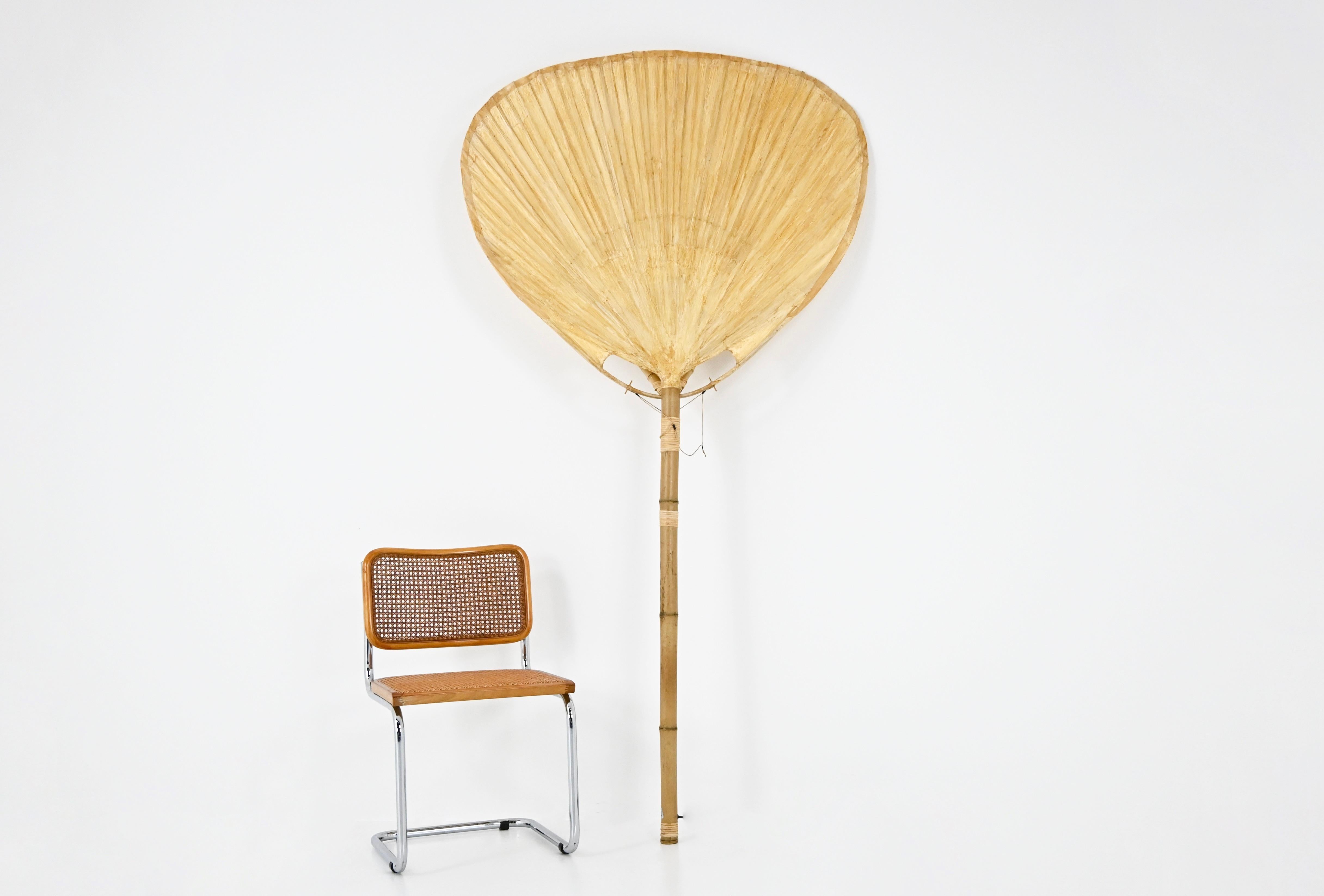 Lámpara de pie Uchiwa de Ingo Maurer para Design M, años 70 en venta 3