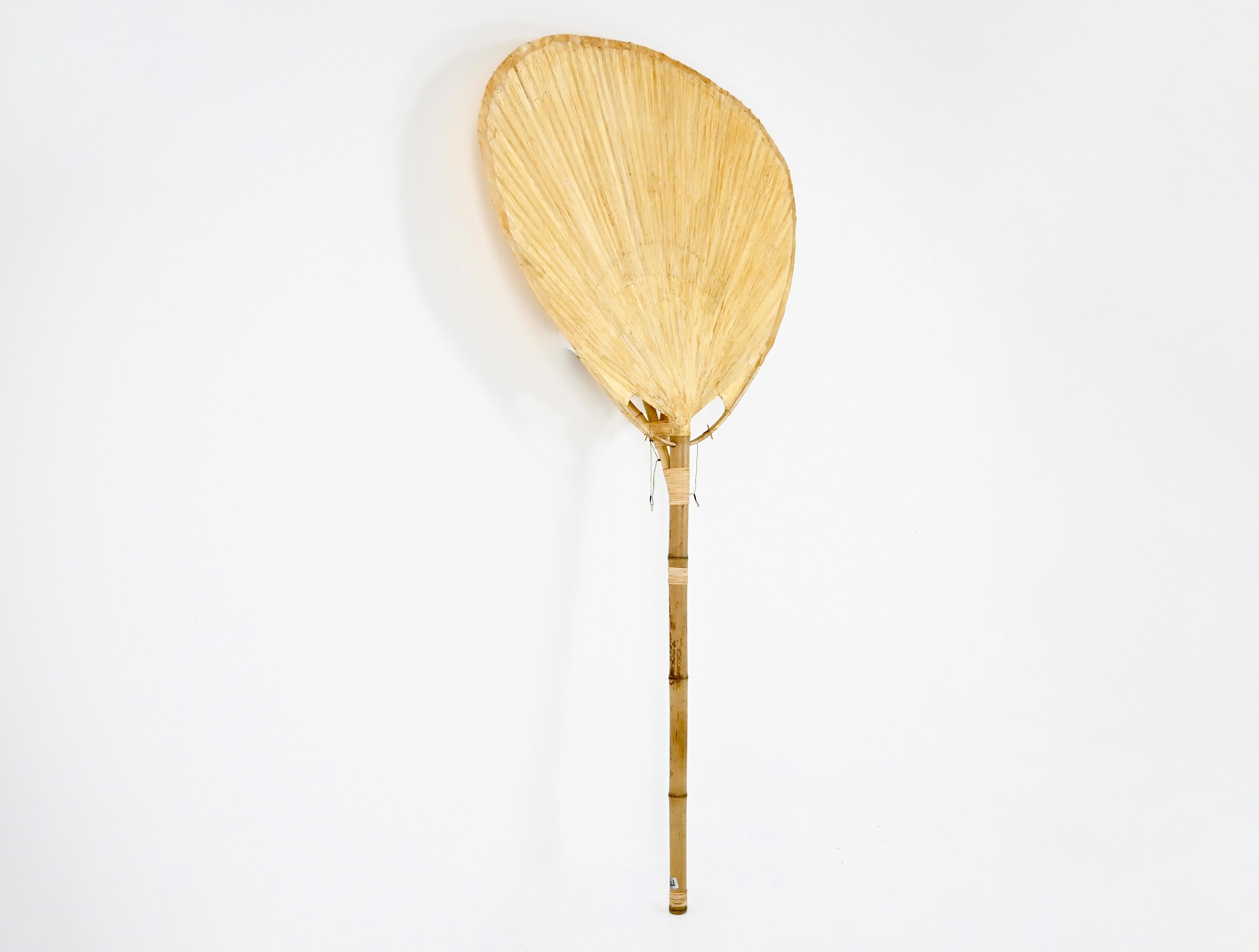 Lámpara de pie Uchiwa de Ingo Maurer para Design M, años 70 Alemán en venta