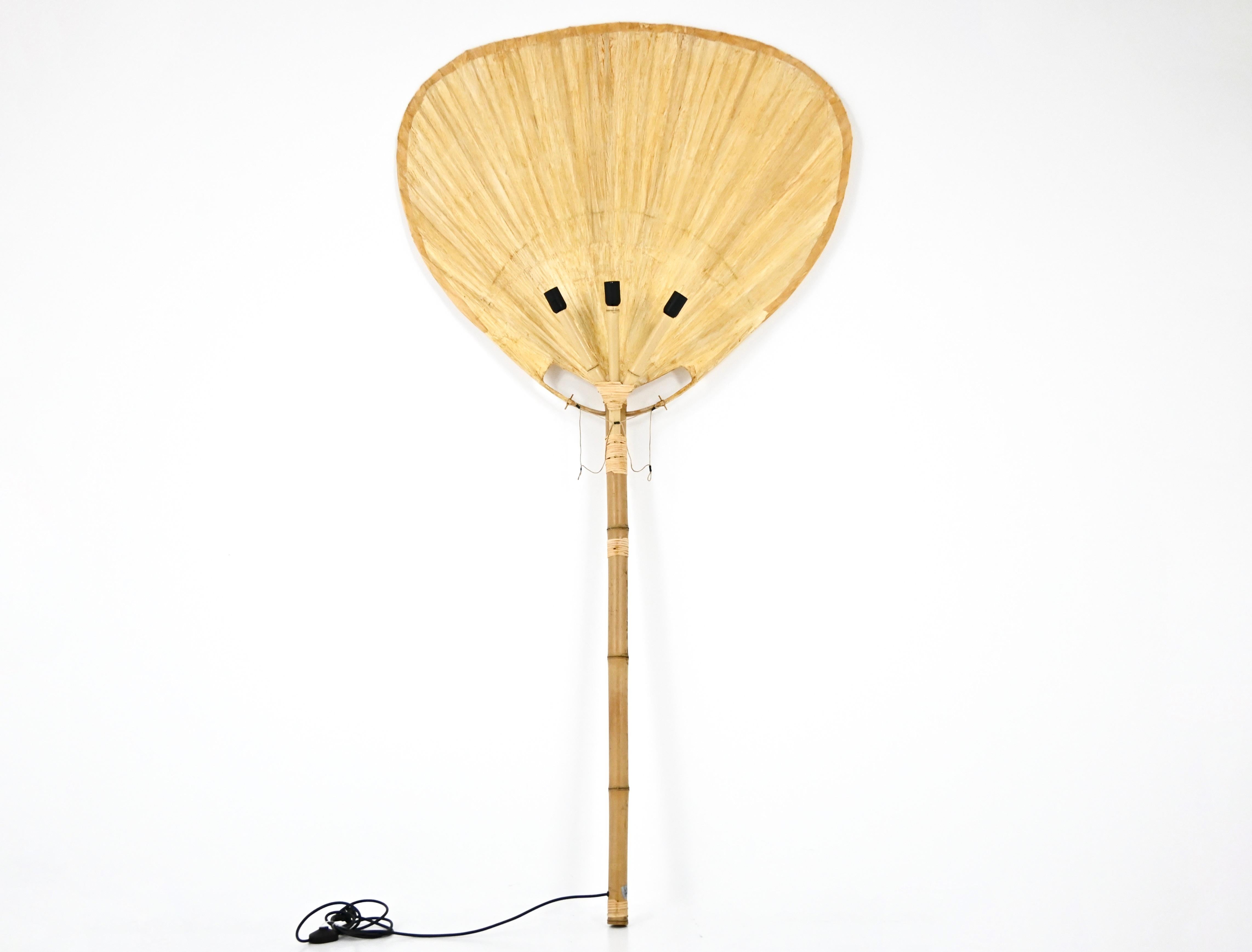 Lámpara de pie Uchiwa de Ingo Maurer para Design M, años 70 Bambú en venta