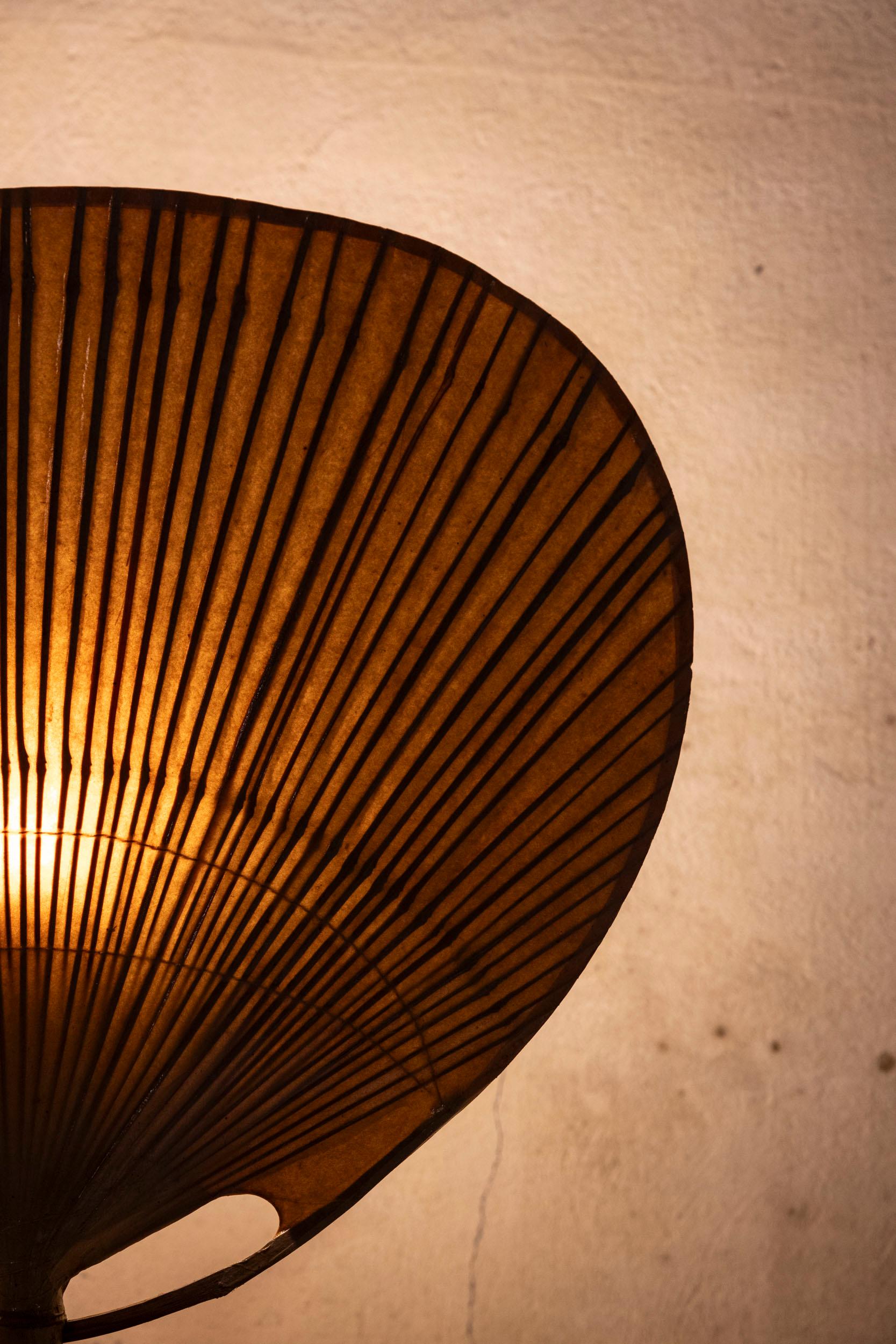 Uchiwa lamp designed by Ingo Maurer 3