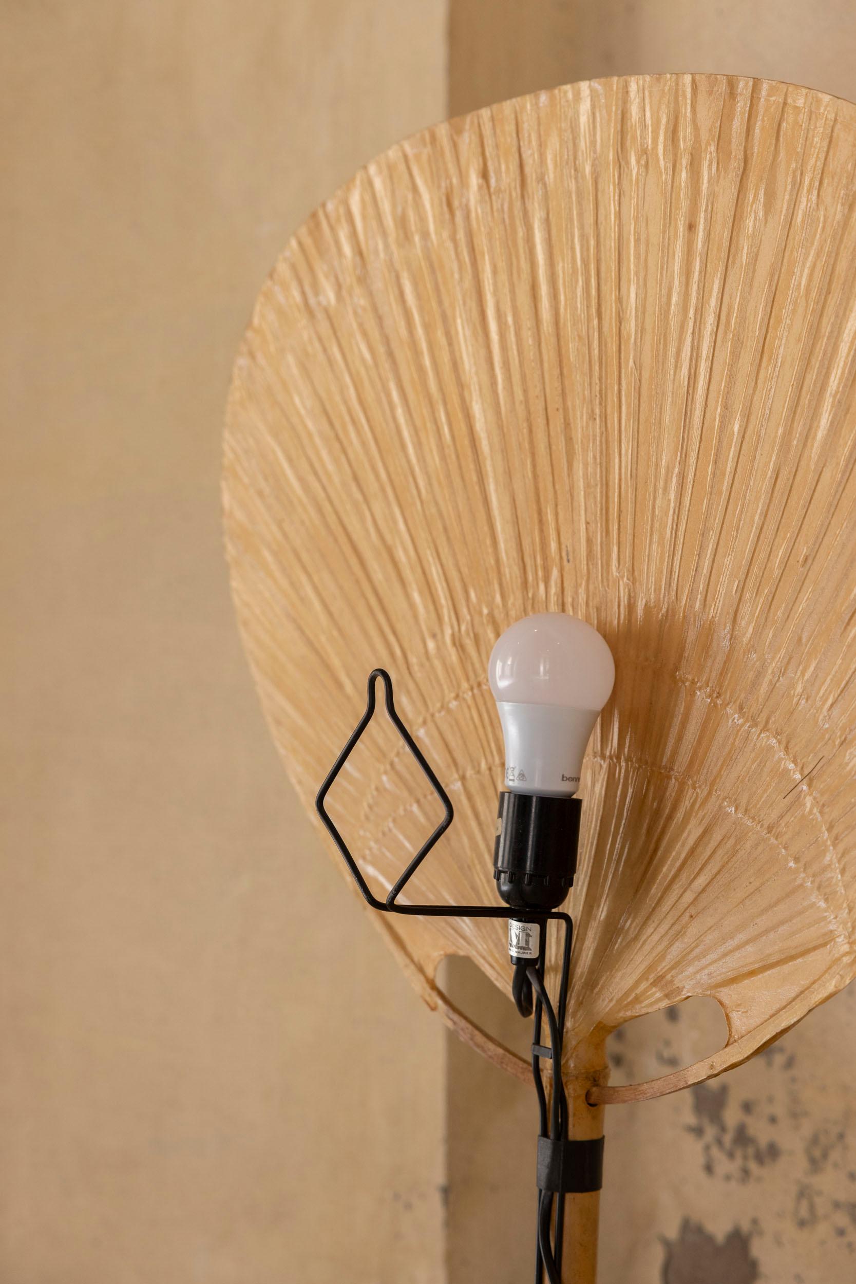 Uchiwa lamp designed by Ingo Maurer 8