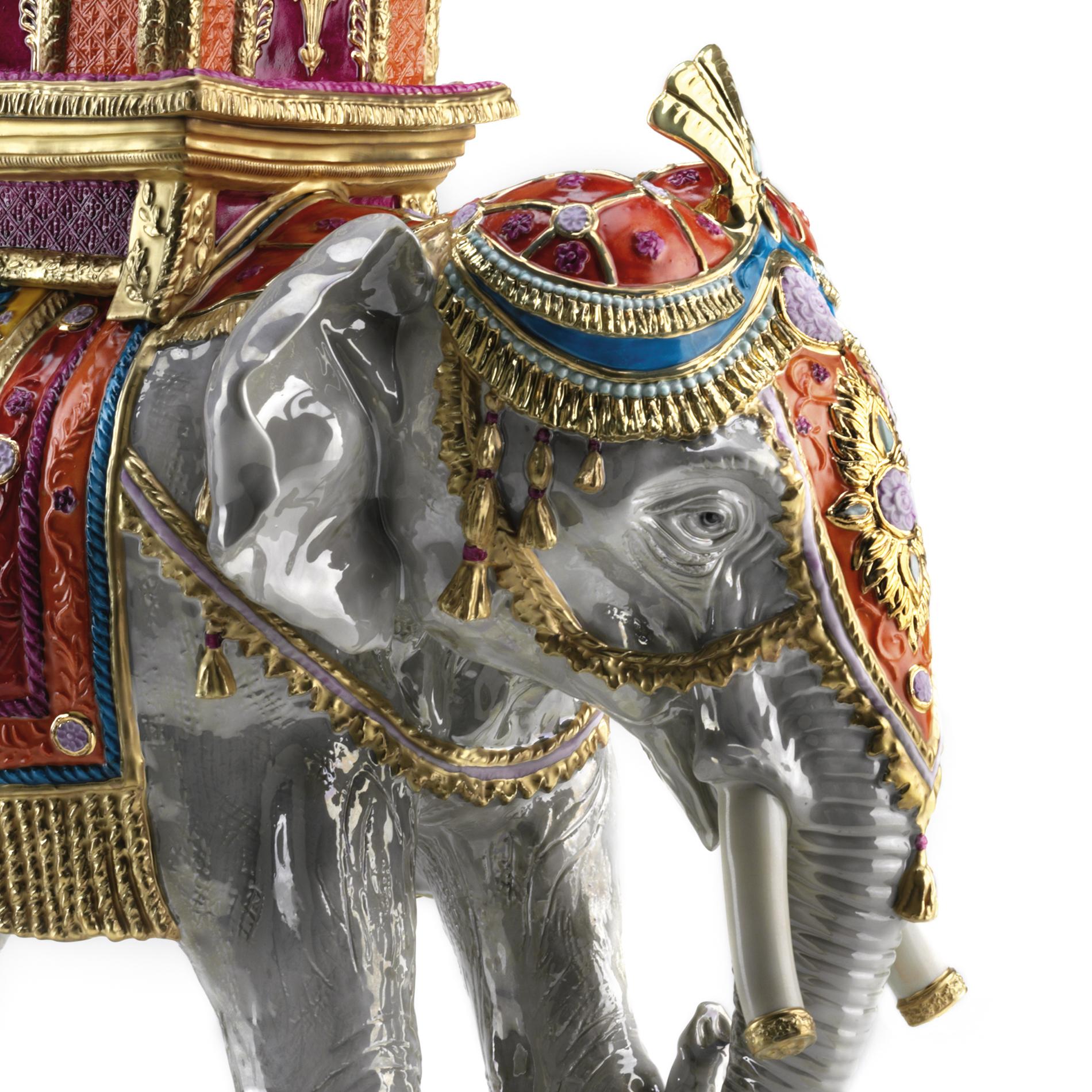 Sculpture Udaipur red elephant in handcrafted
porcelain, hand painted porcelain. With 24-karat gold-
plated details.