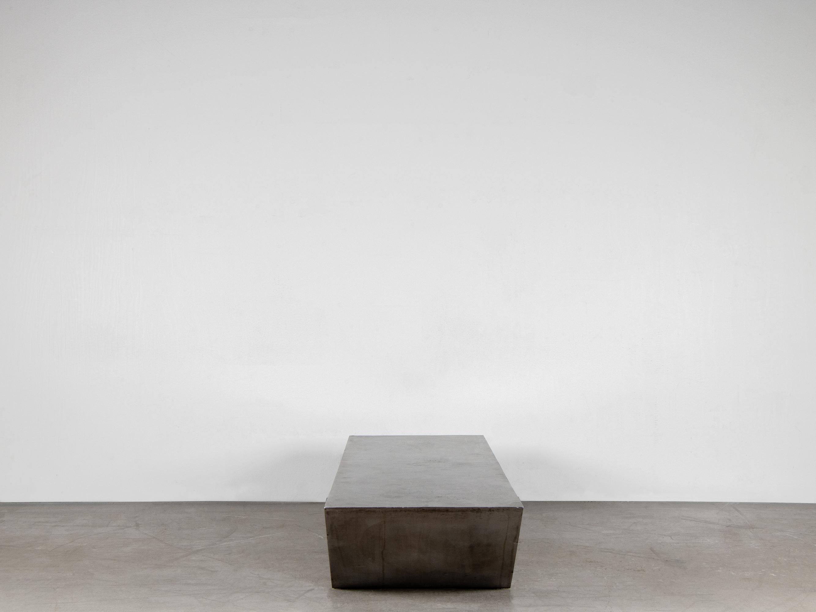 UDD sofa table by Lucas Morten
2019
Limited edition of 27
Dimensions: L 170, W 45, H 27 cm
Material: anodize the aluminum by hand which enabled the more organic faint pattern.

During a visit to the Jewish museum in New York City, Lucas Morten