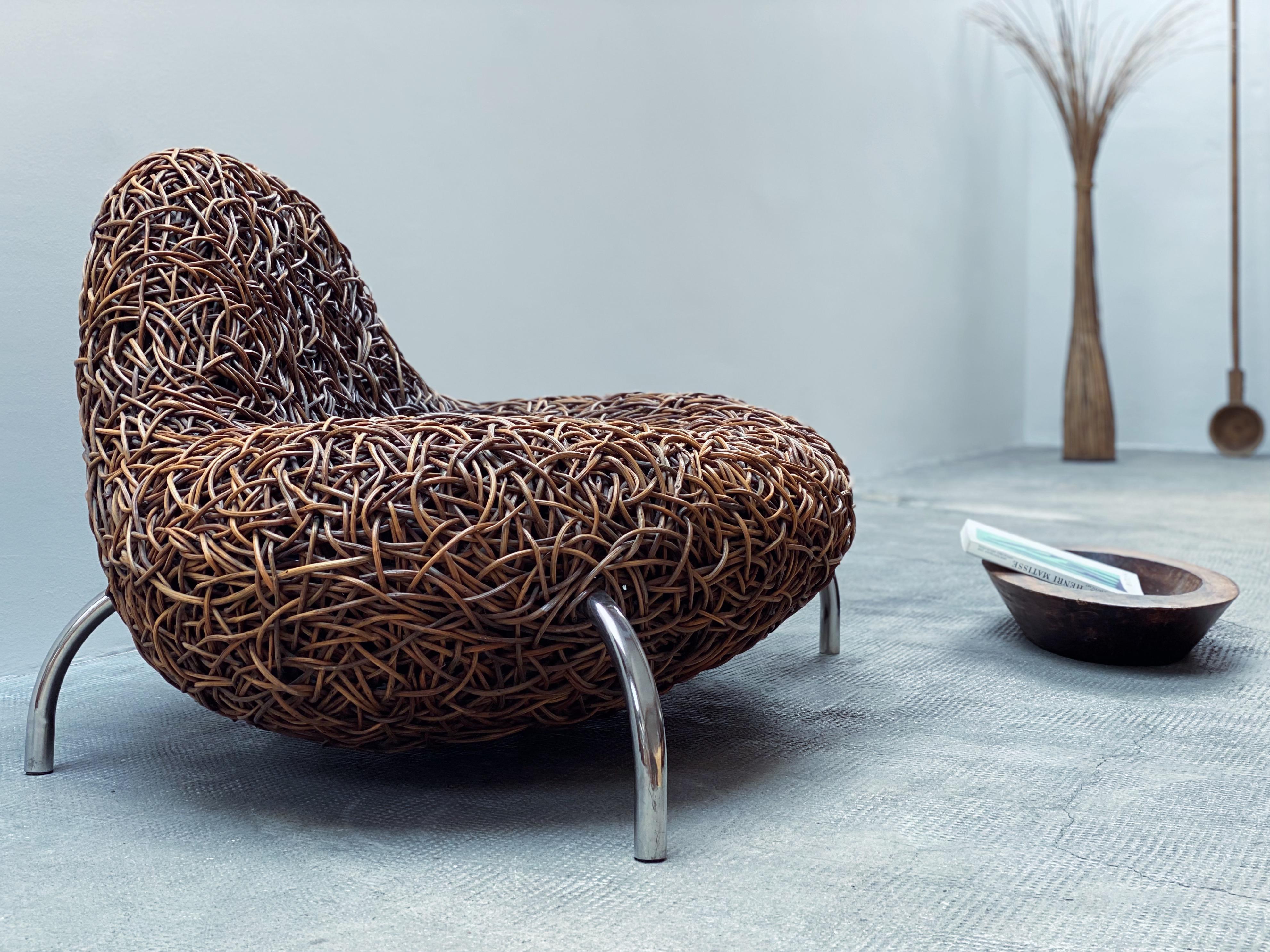Udom Udomsrianan & Planet 2001 Rattansessel mit Nestlehne im Angebot 3