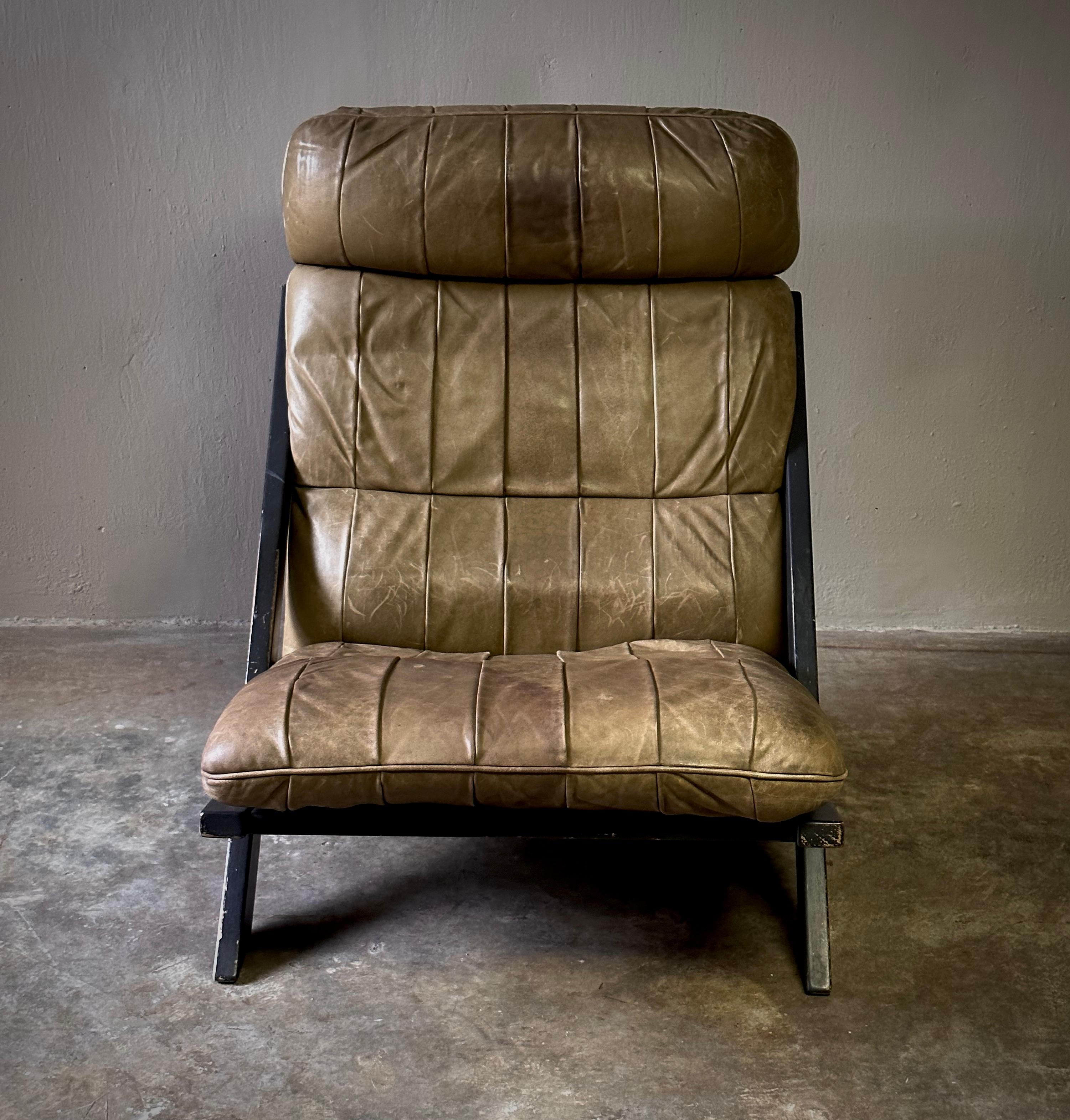 Ueli Berger for De Sede Leather Upholstered Lounge Chair #DS-80 In Good Condition For Sale In Los Angeles, CA