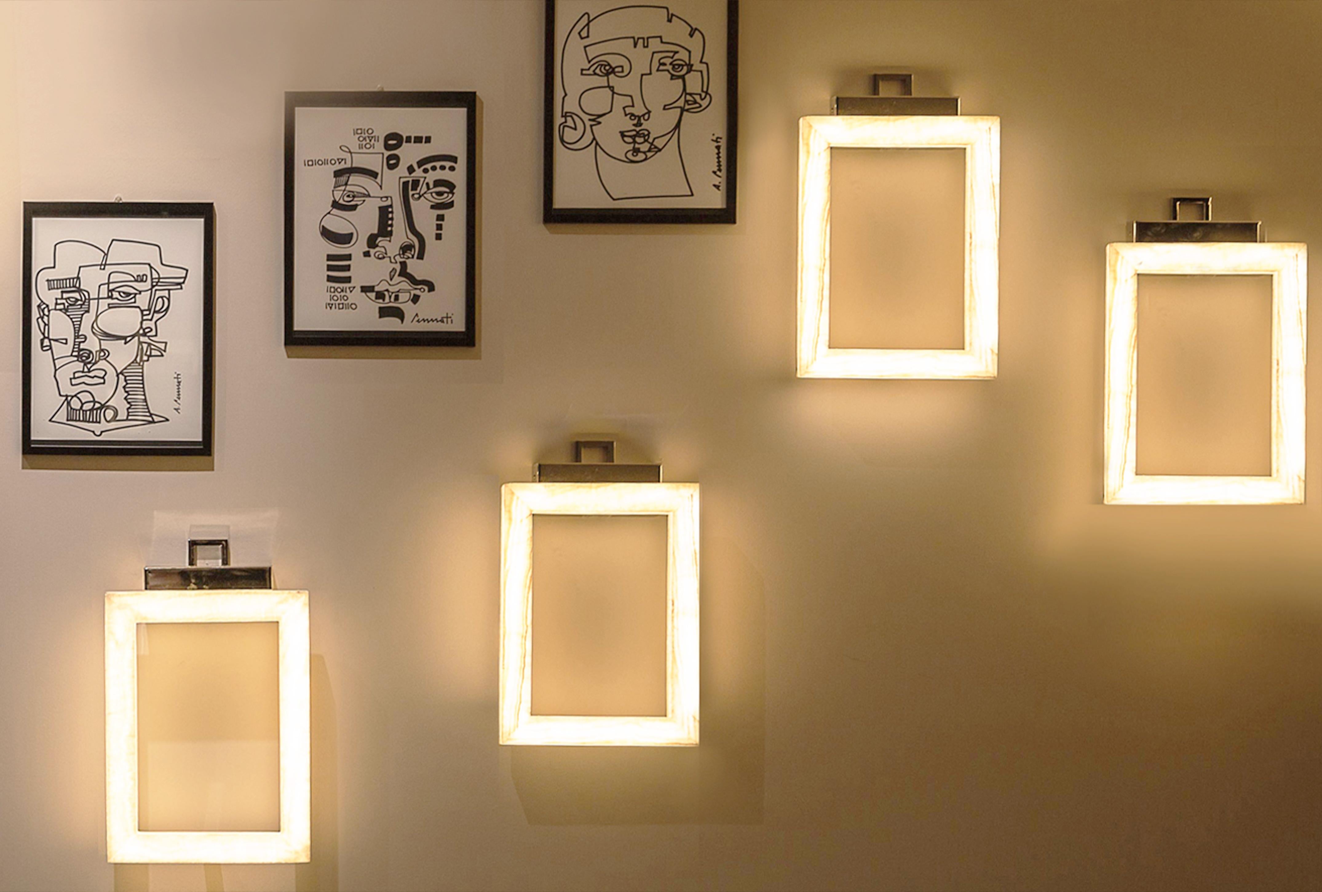 Italian Uffizi 2 Wall Light in Amber Onyx Marble For Sale