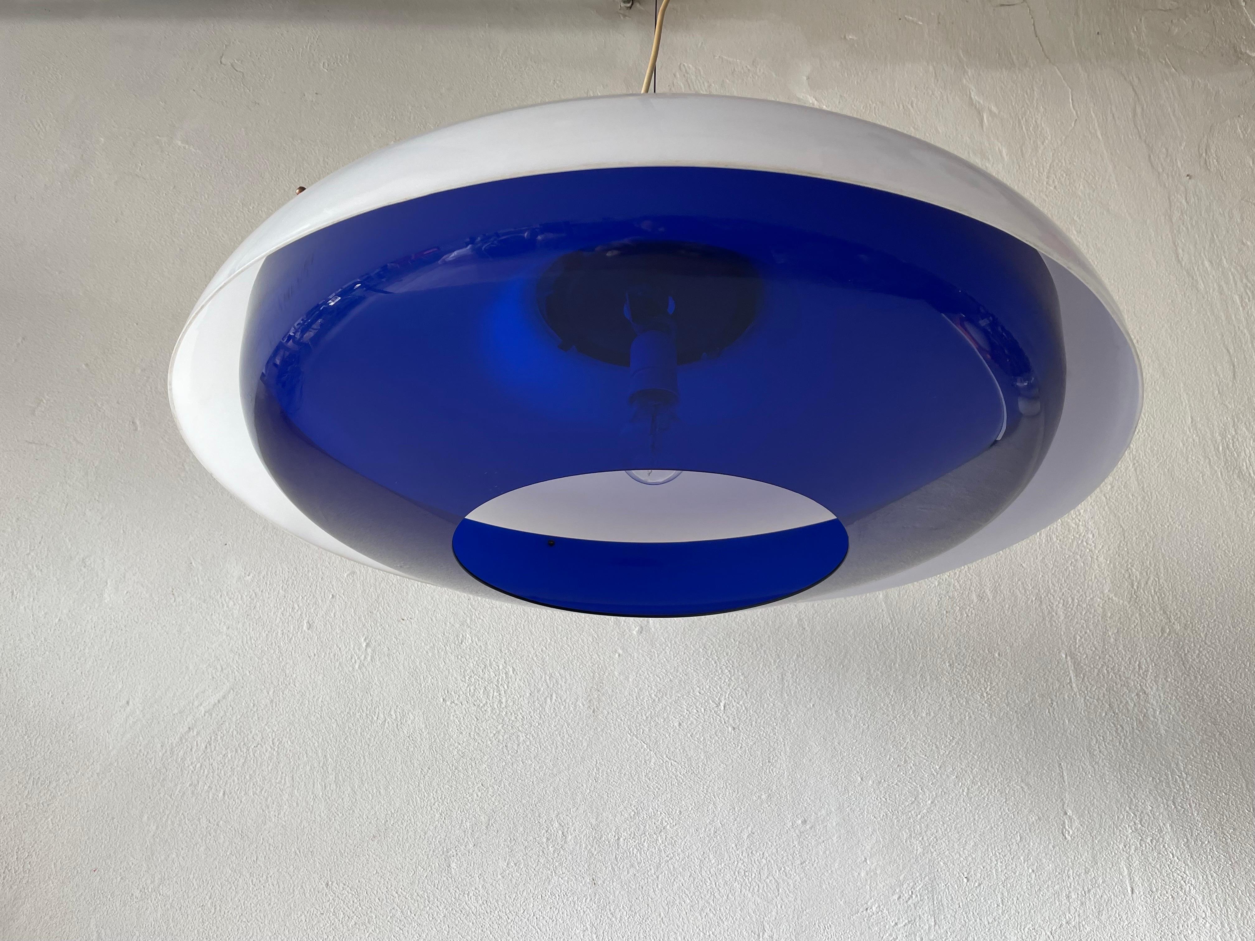 Post-Modern Ufo Design Blue & White Plexiglass XXL Pendant Lamp, 1970s, Italy For Sale