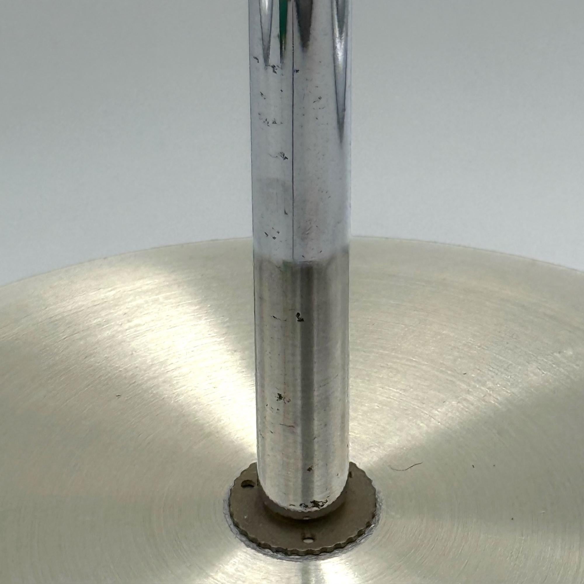 Lampada a sospensione UFO anni '70 - Metallo spazzolato e paralume traslucido Design A Space AGE in vendita 1