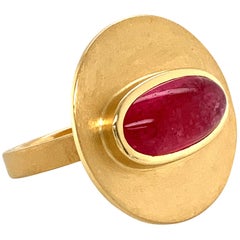 Georg Spreng - Ufo Ring 18 Karat Yellow Gold Pink Red Tourmaline natural oval
