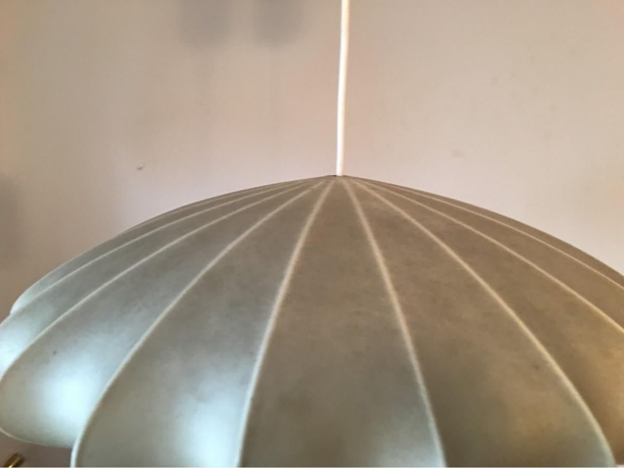 Metal UFO Style Flying Saucer Cocoon Pendant Lamp from 1960s, Italy