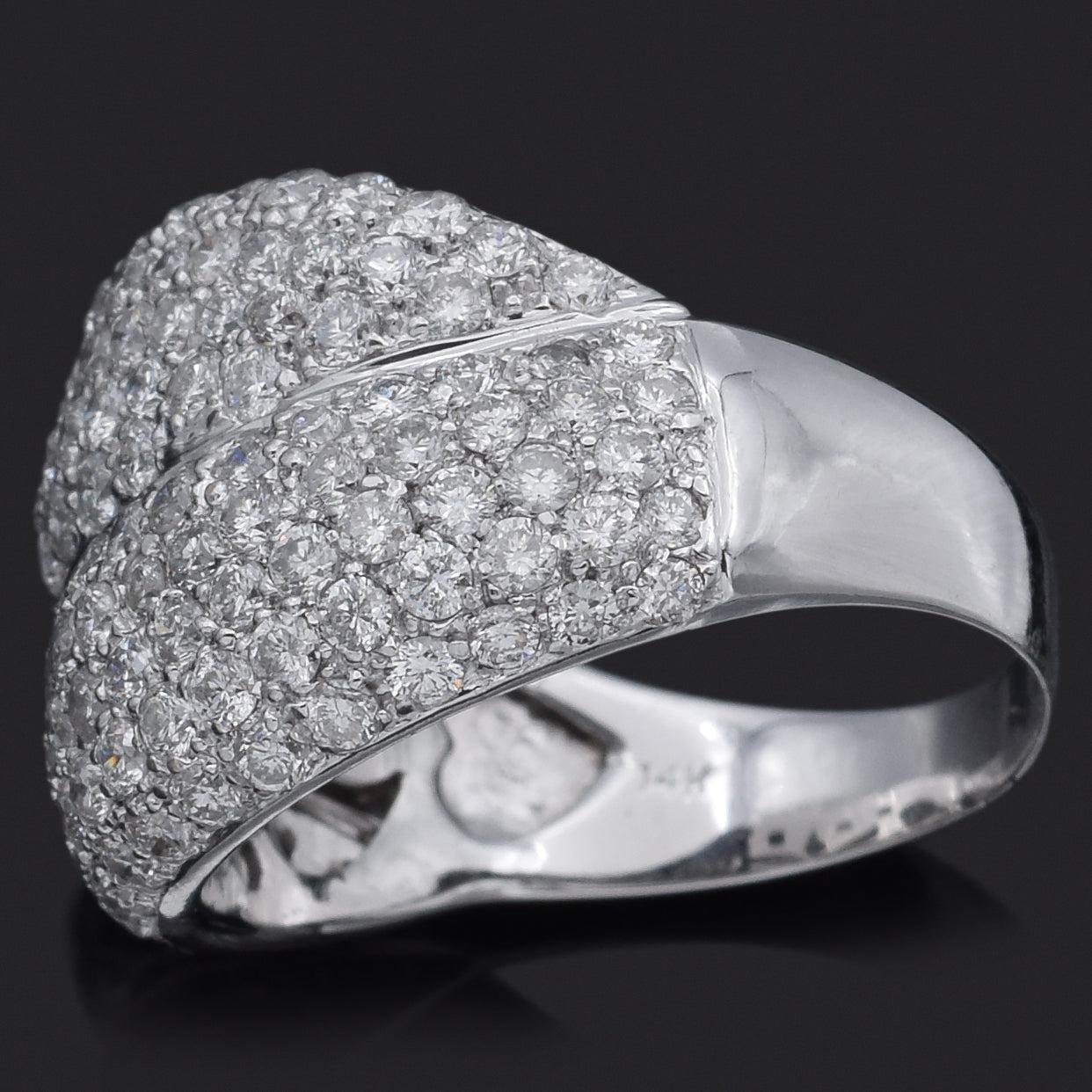 UGL Appraised $4500 14K Weißgold 3,15 TCW Diamant-Cluster-Cocktailring mit Diamant-Cluster Damen im Angebot