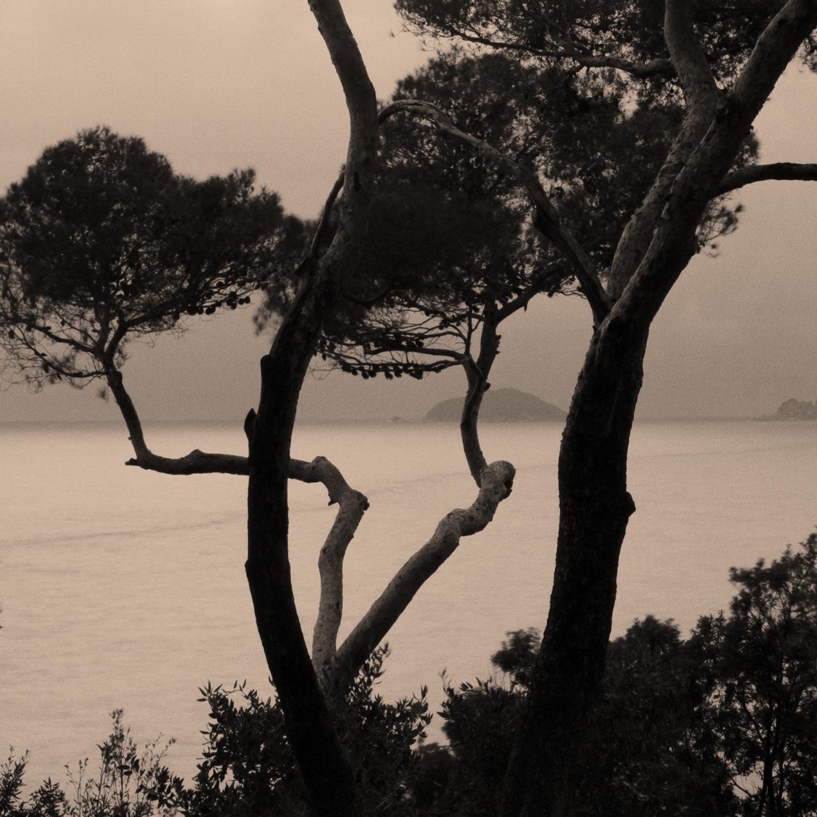 Currents - Italian Riviera landscape photography 175 x 100cm, Limited Edition 5 - Photograph by Ugne Pouwell